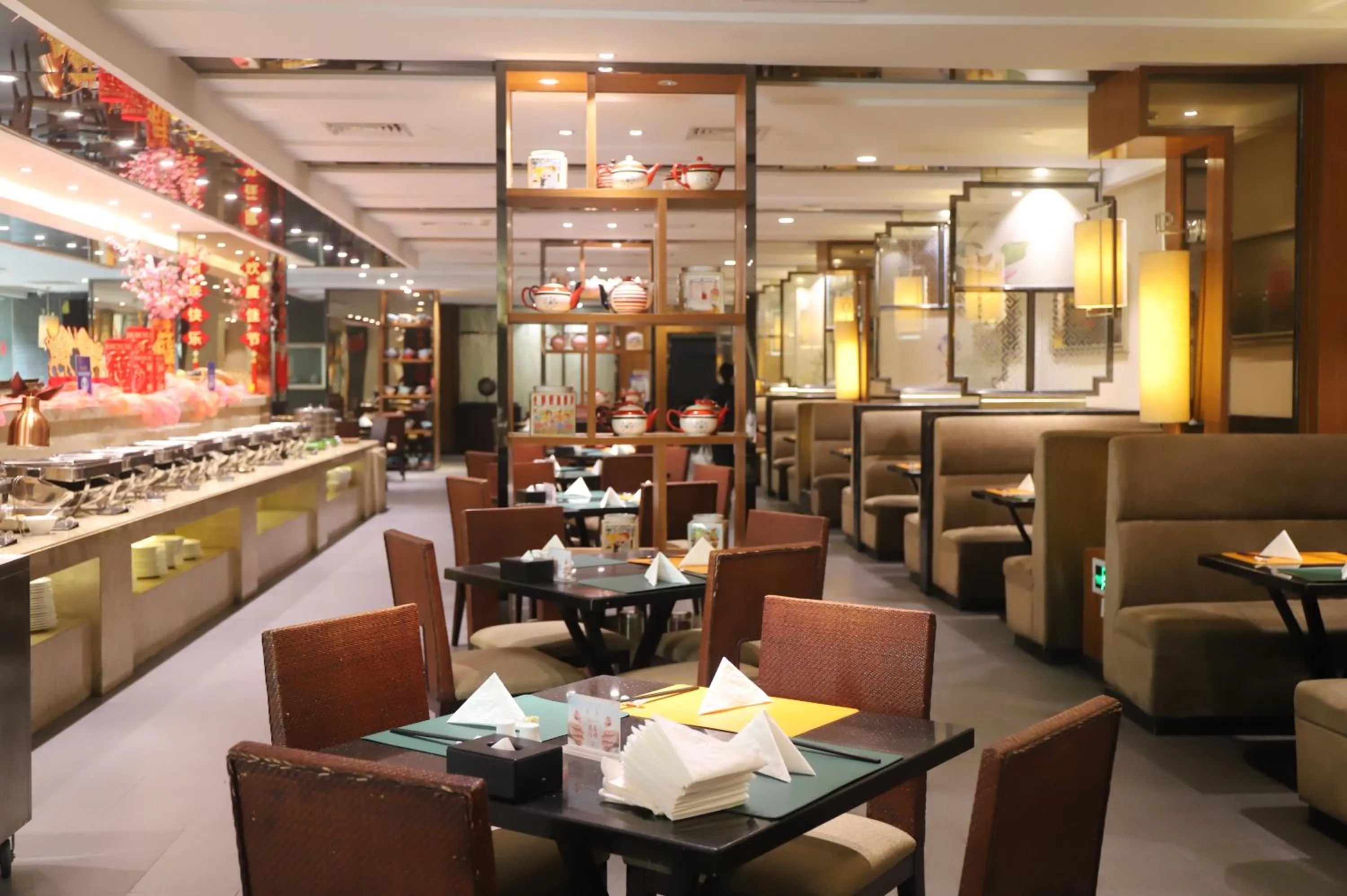 Buffet breakfast in Nanjing Riverside Hote