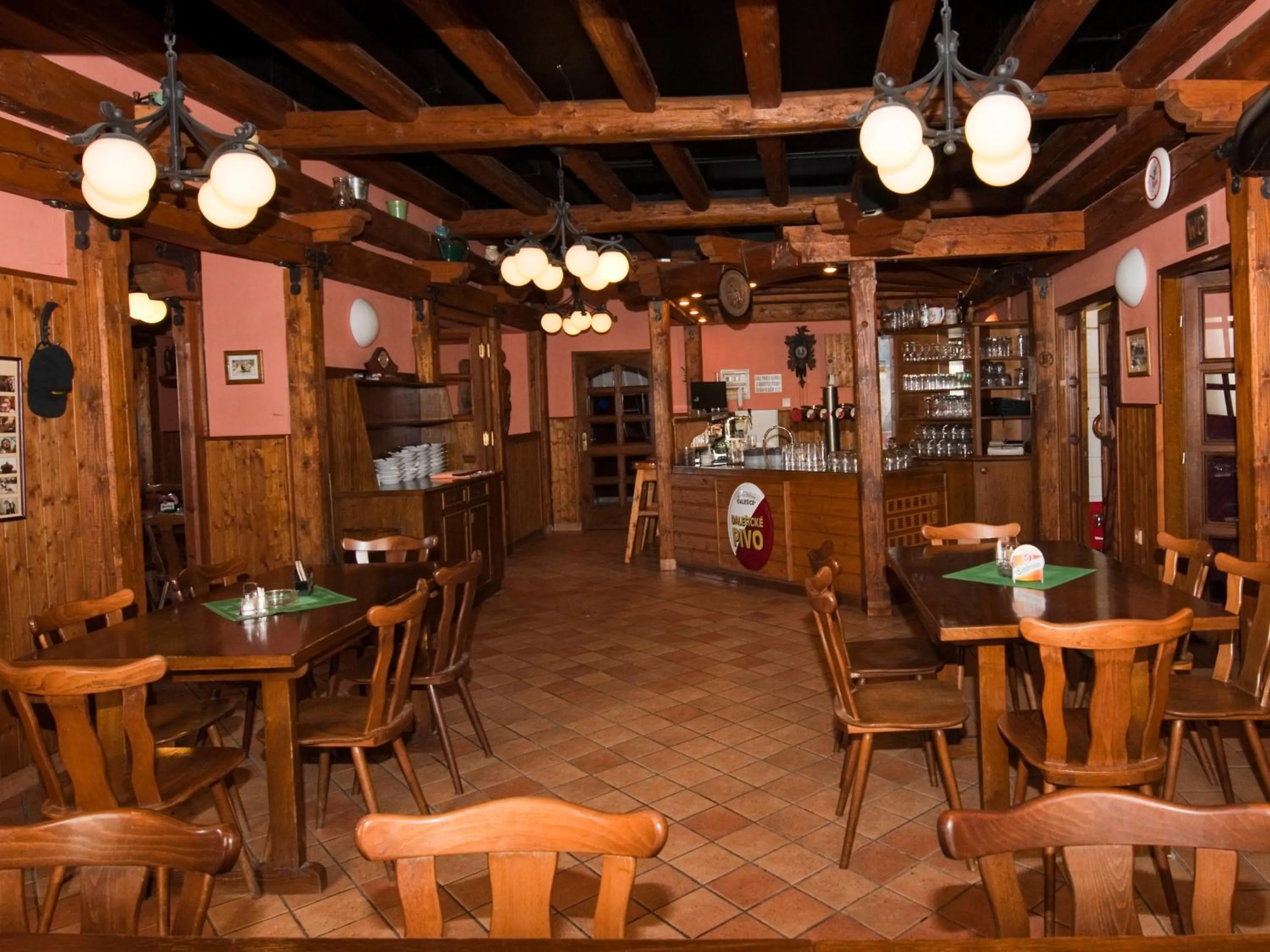 Restaurant/places to eat in Hotel Hajčman