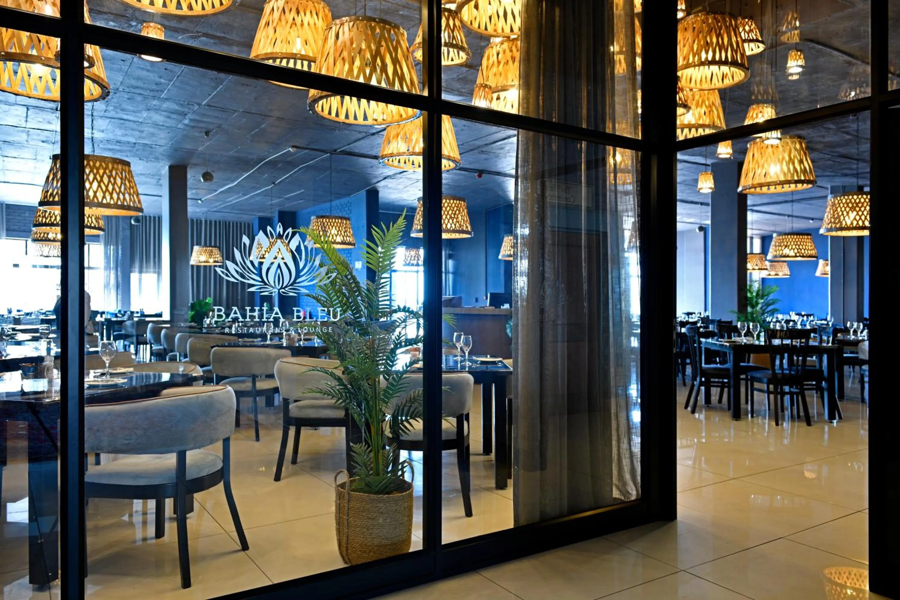 Restaurant/places to eat in Diaz Hotel and Resort