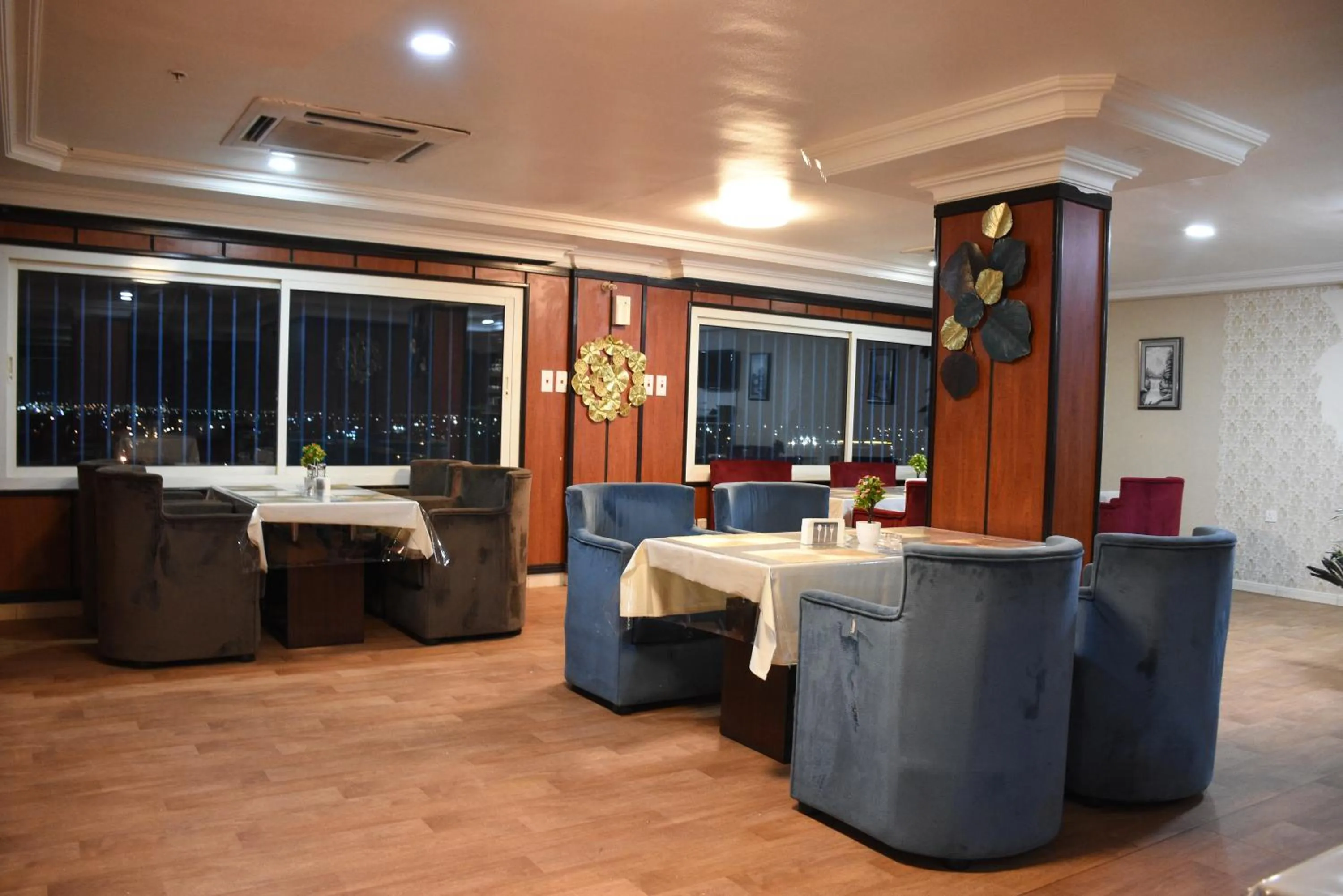 Banquet/Function facilities in Florida Inn Hotel