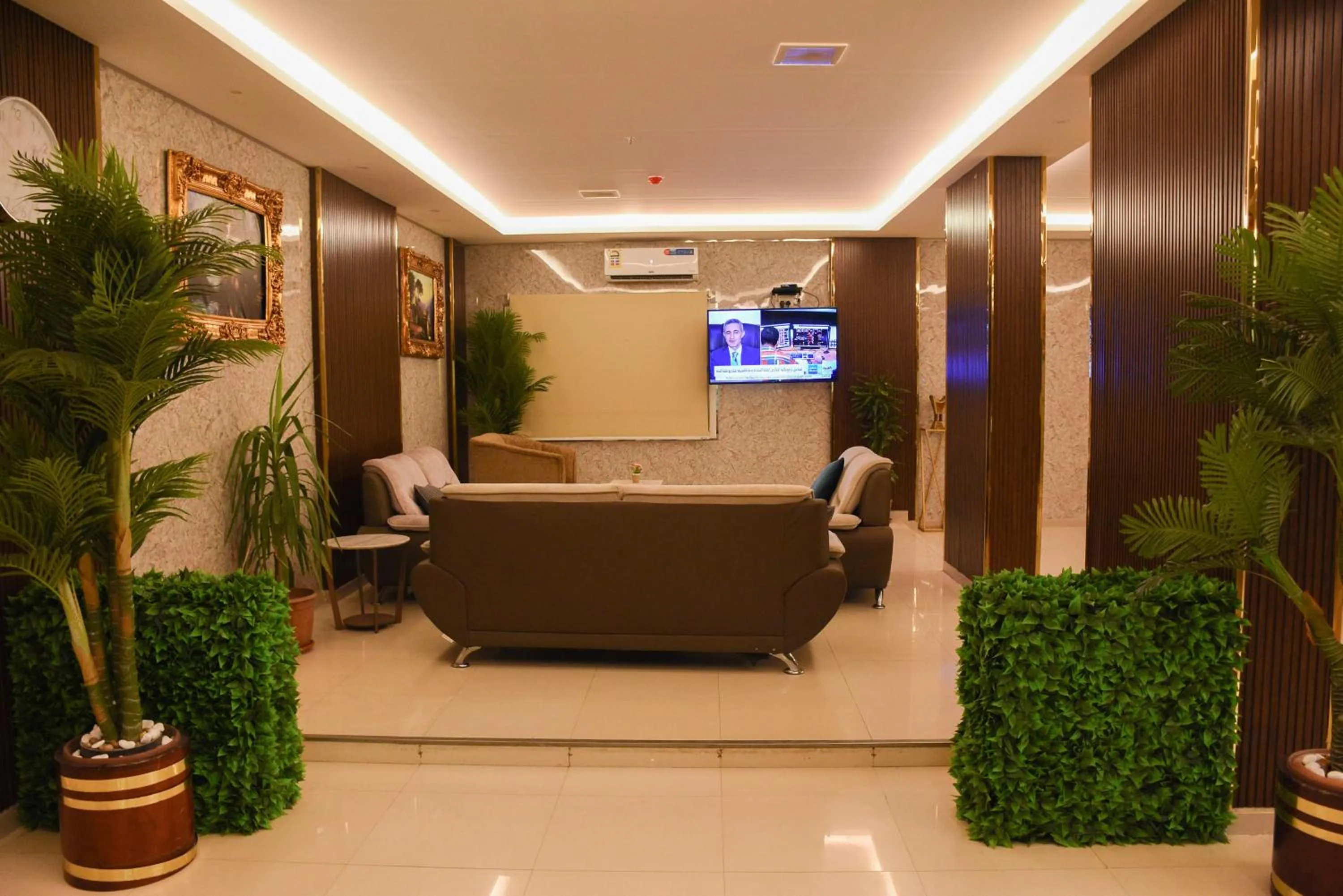 Lobby or reception in Florida Inn Hotel