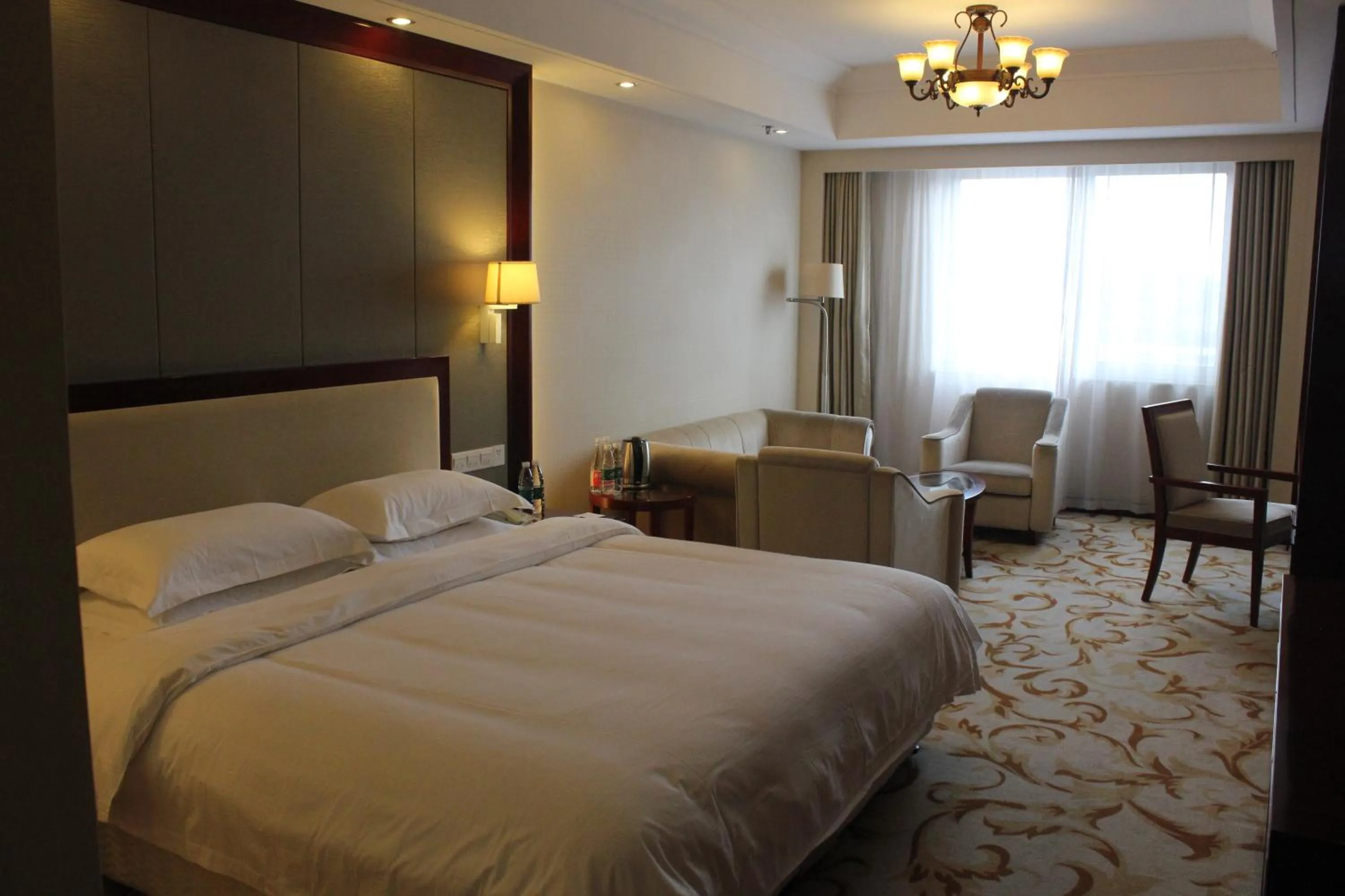 Photo of the whole room in Jinyuan Jinling Plaza Xuzhou