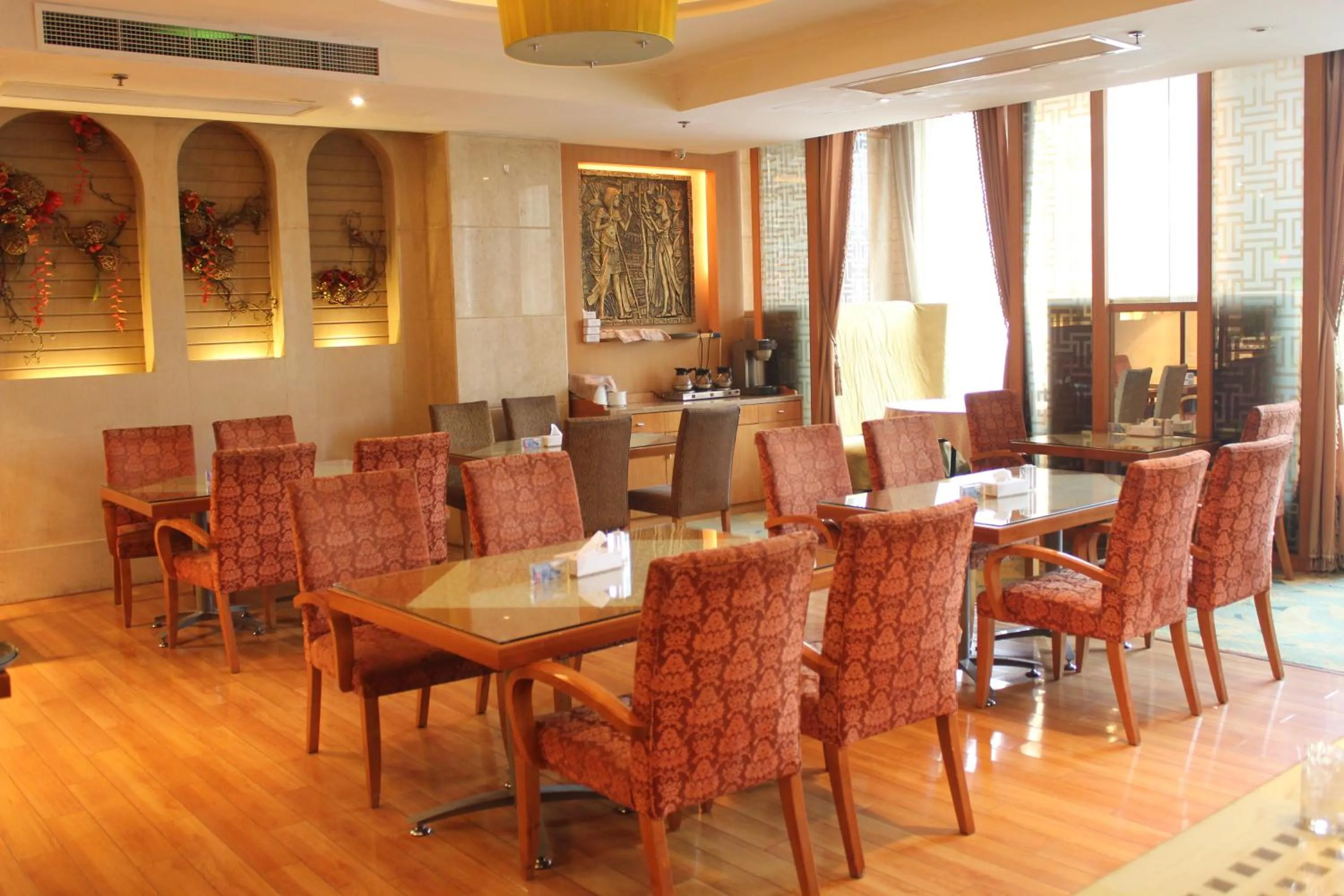 Day in Jinyuan Jinling Plaza Xuzhou