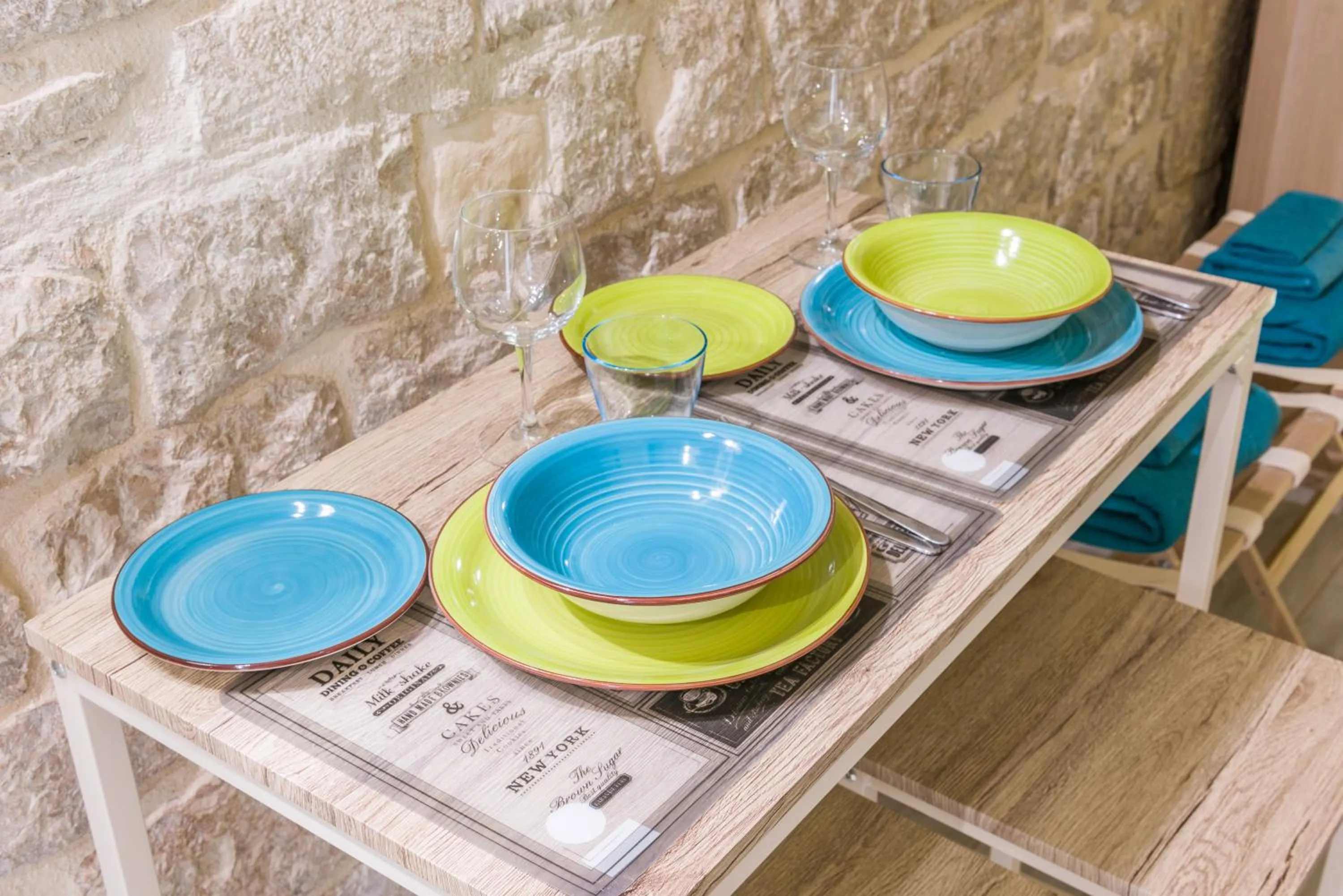Dining area in San Nicola Old Town Apartment Casatuabari