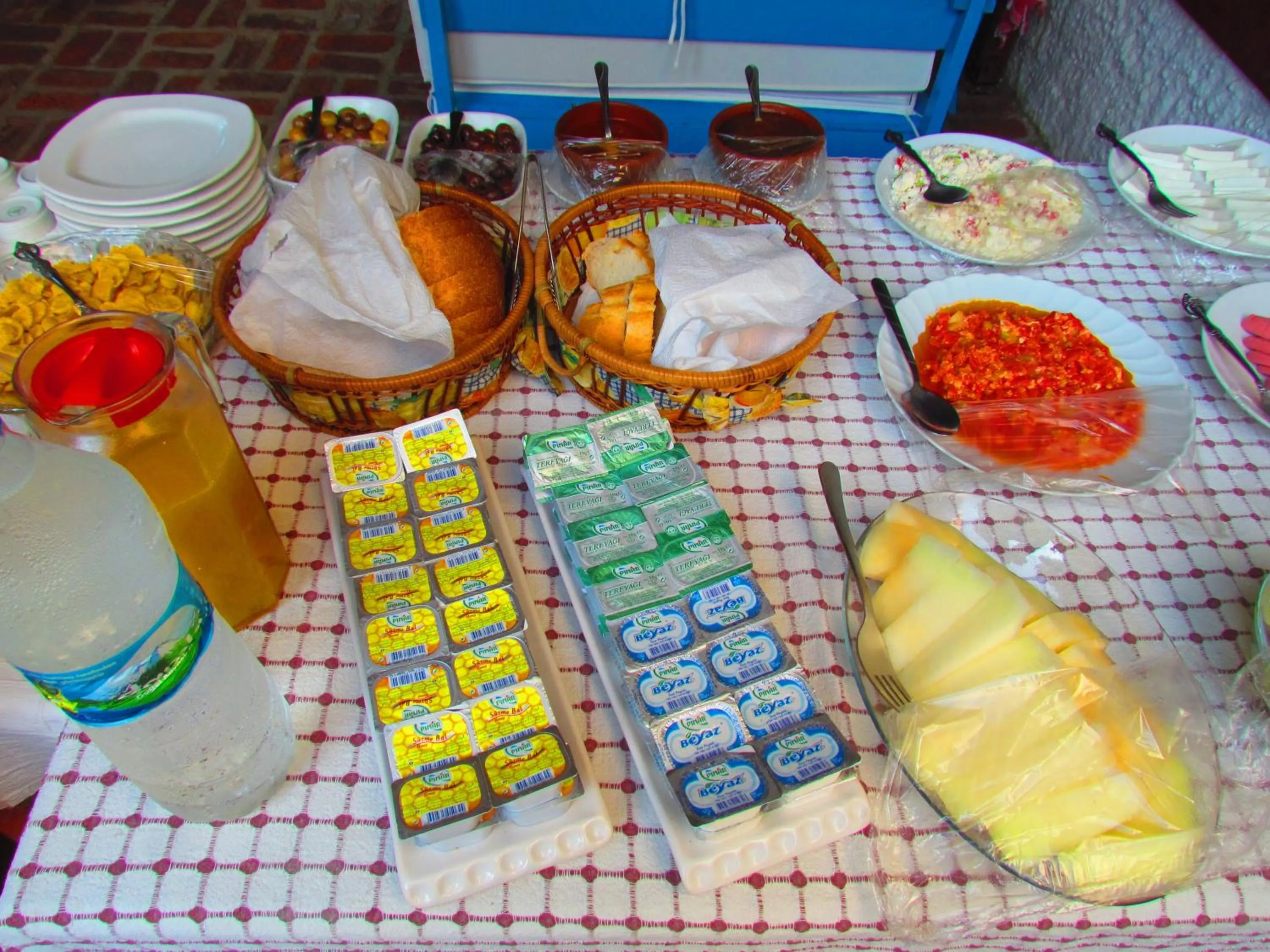 Breakfast in Amazon Antique