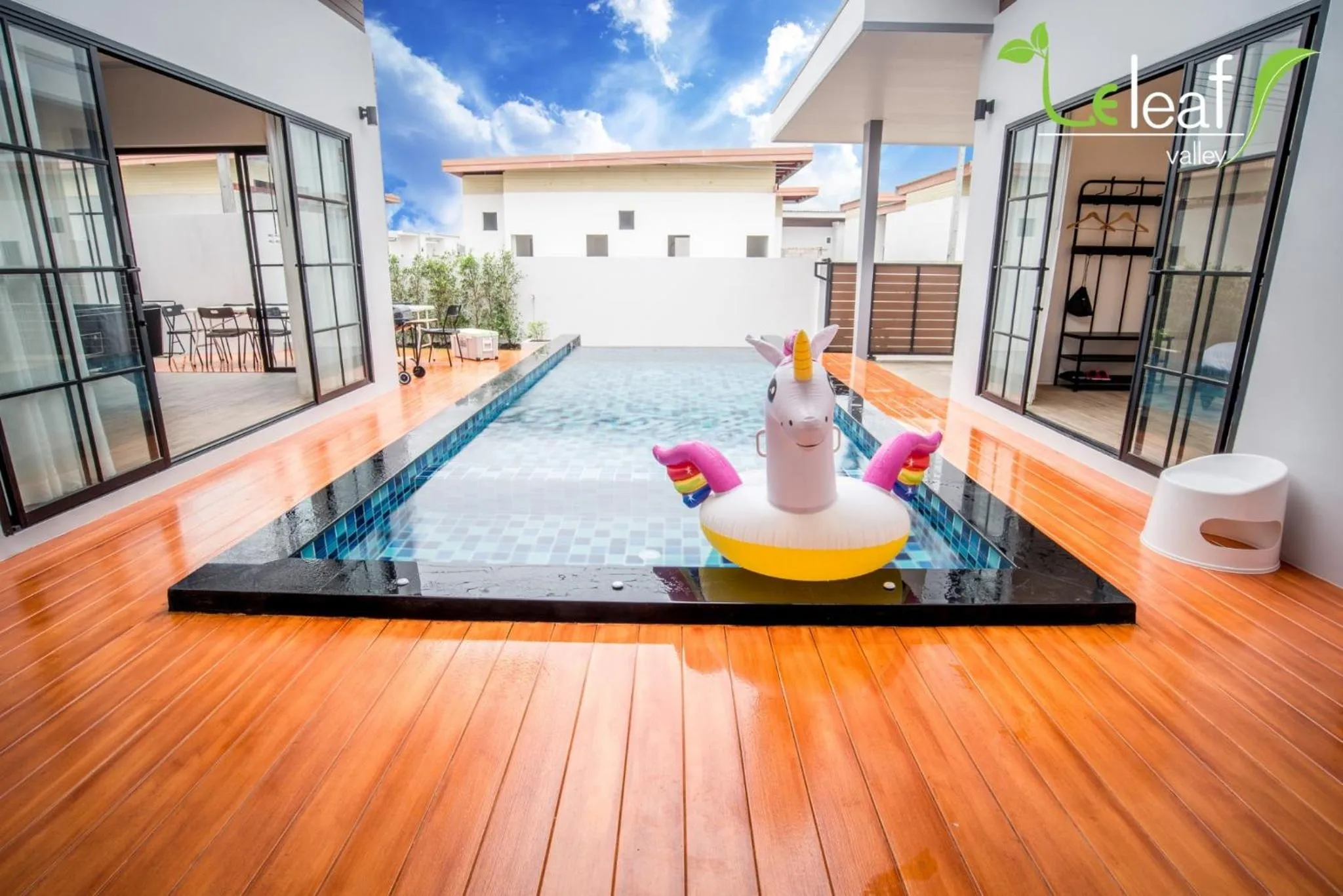 J Pool Villa Huahin
