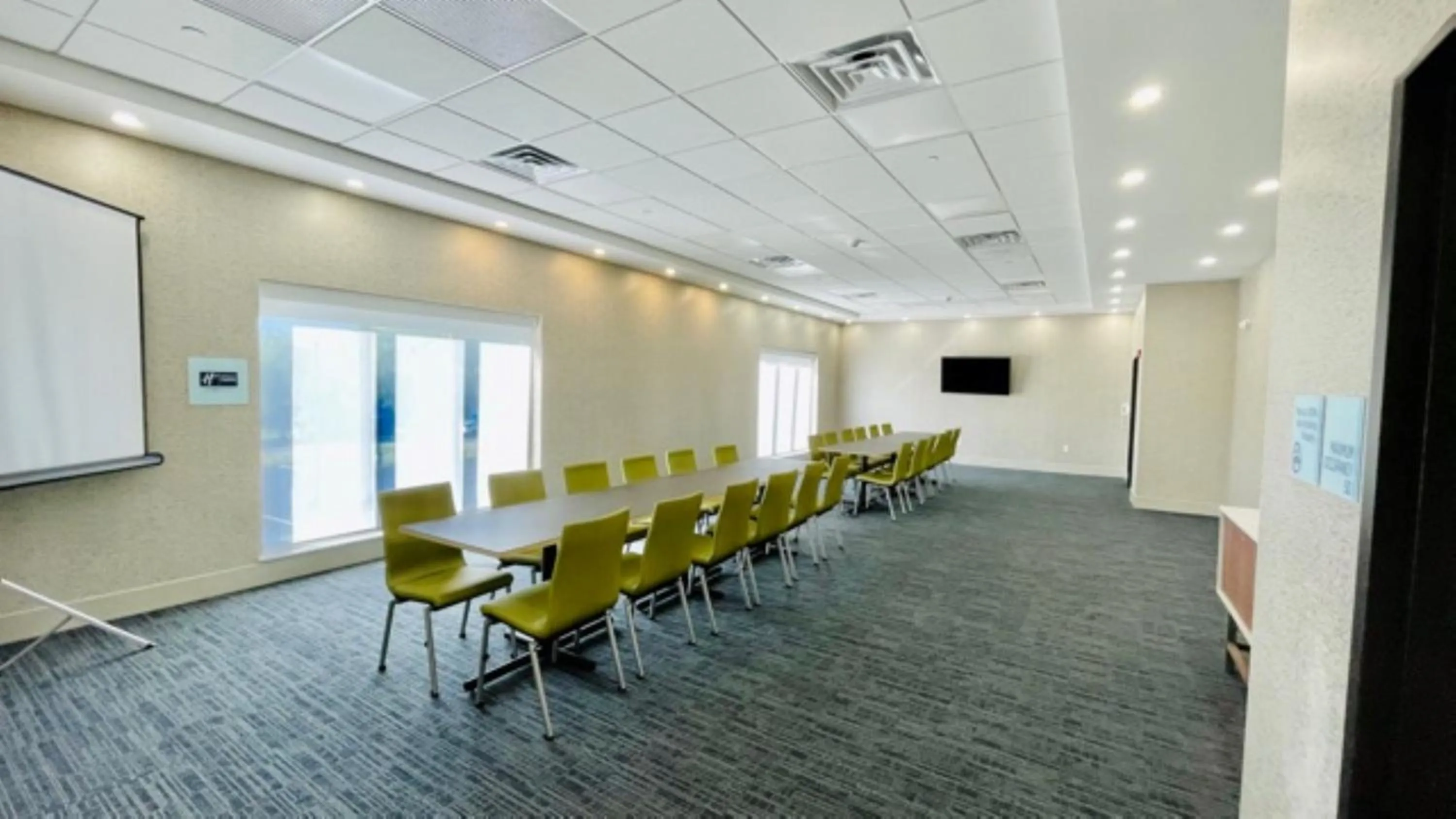 Meeting/conference room in Holiday Inn Express - Fall River North