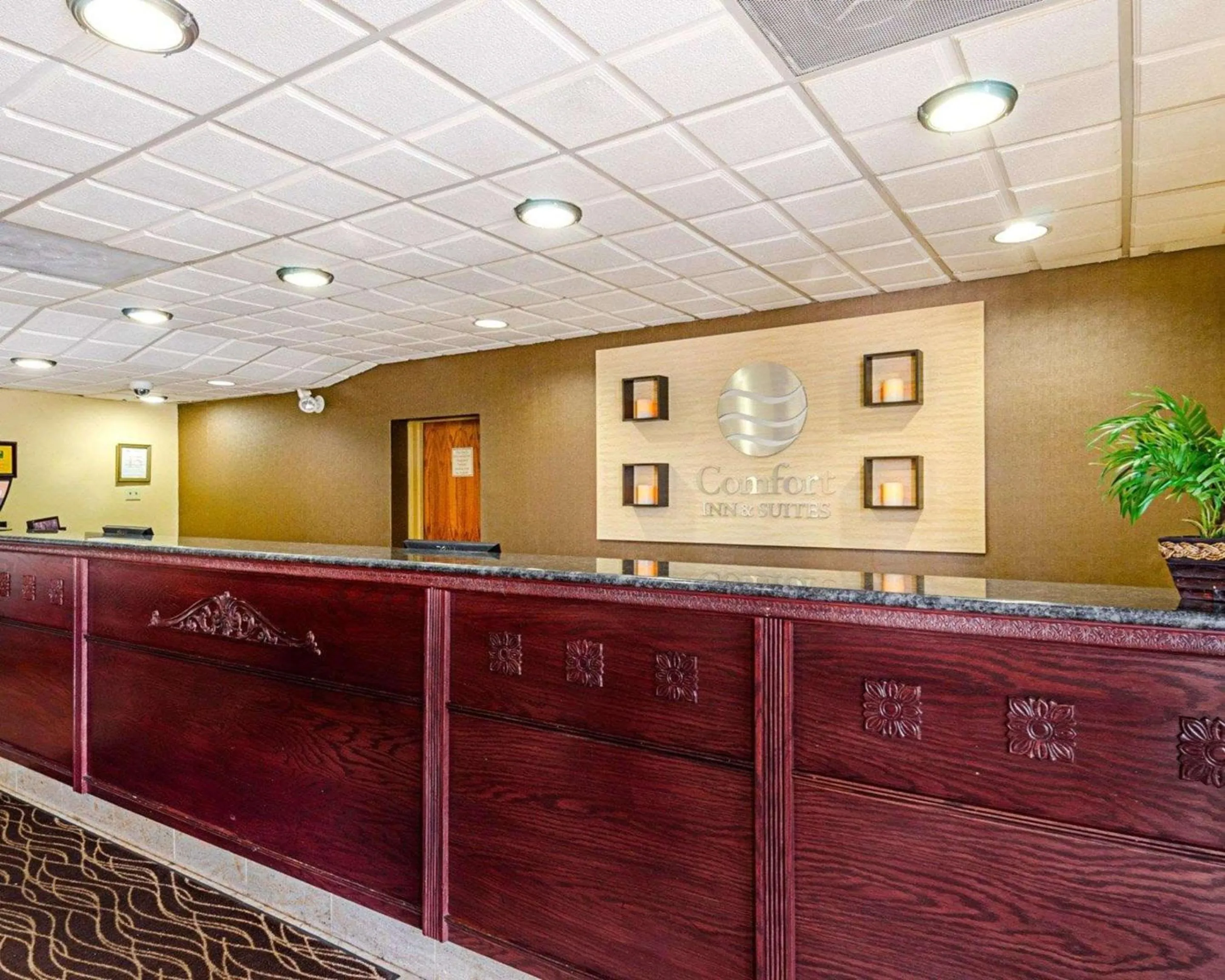 Lobby or reception in Holiday Inn Express - Fall River North