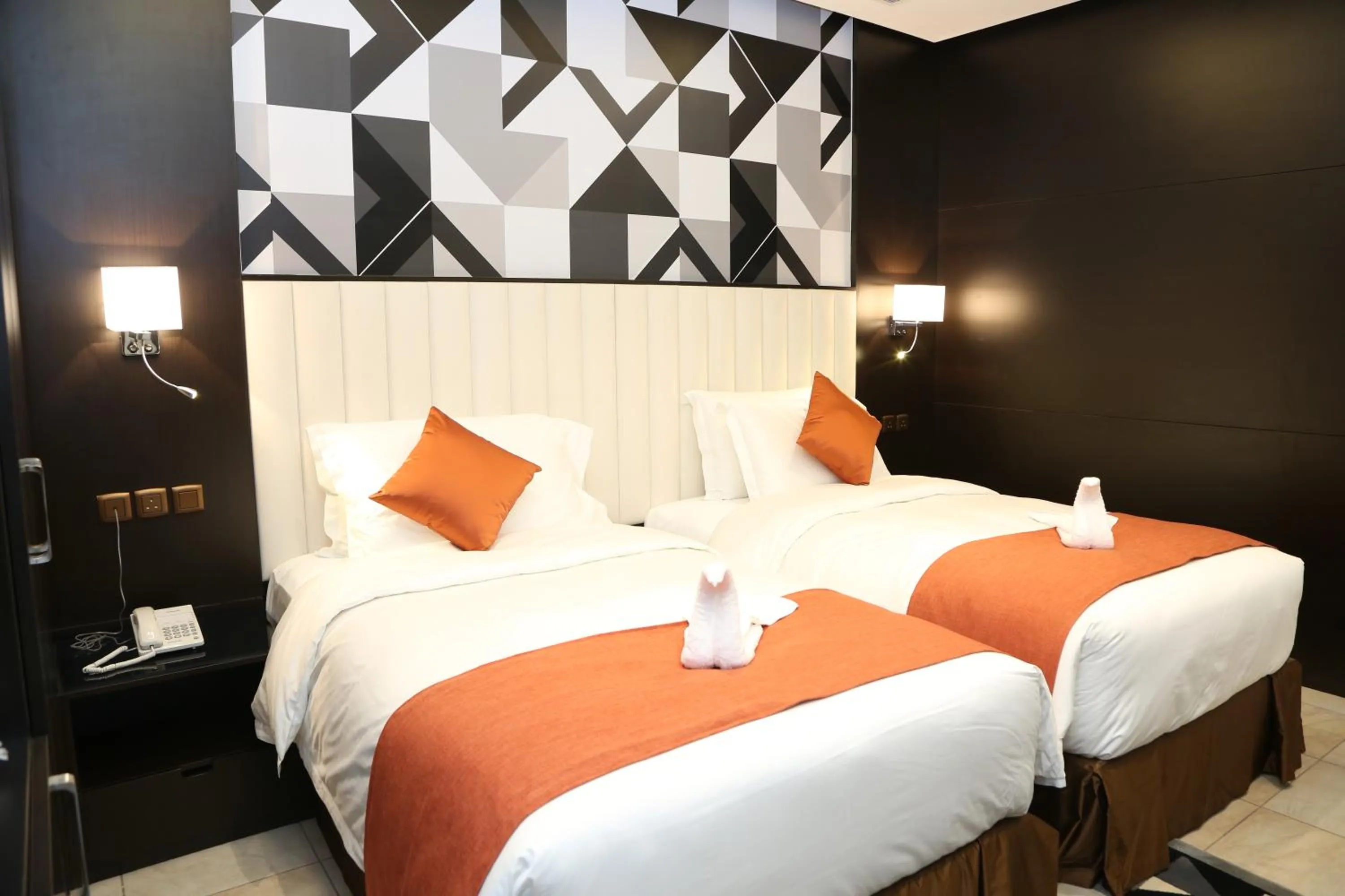 Bedroom, Bed in Bayat Suites