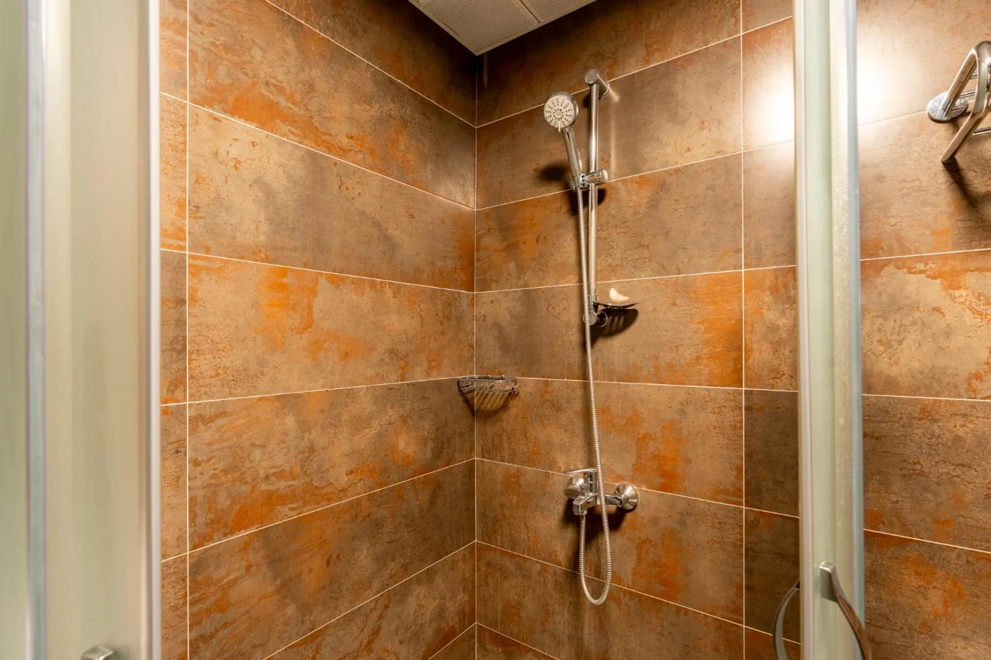 Shower in Lara Beach Homes