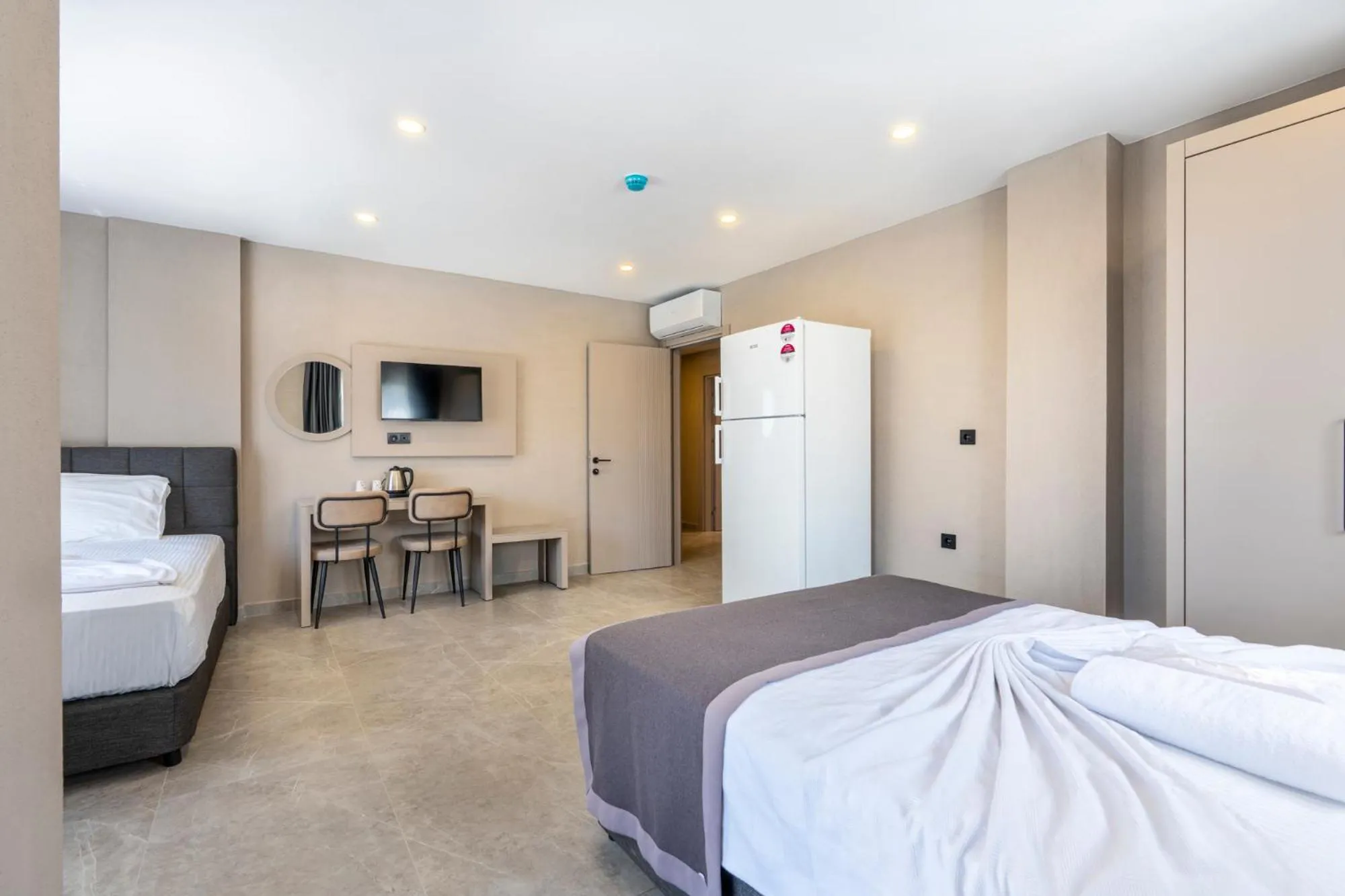 Photo of the whole room, Bed in Lara Beach Homes