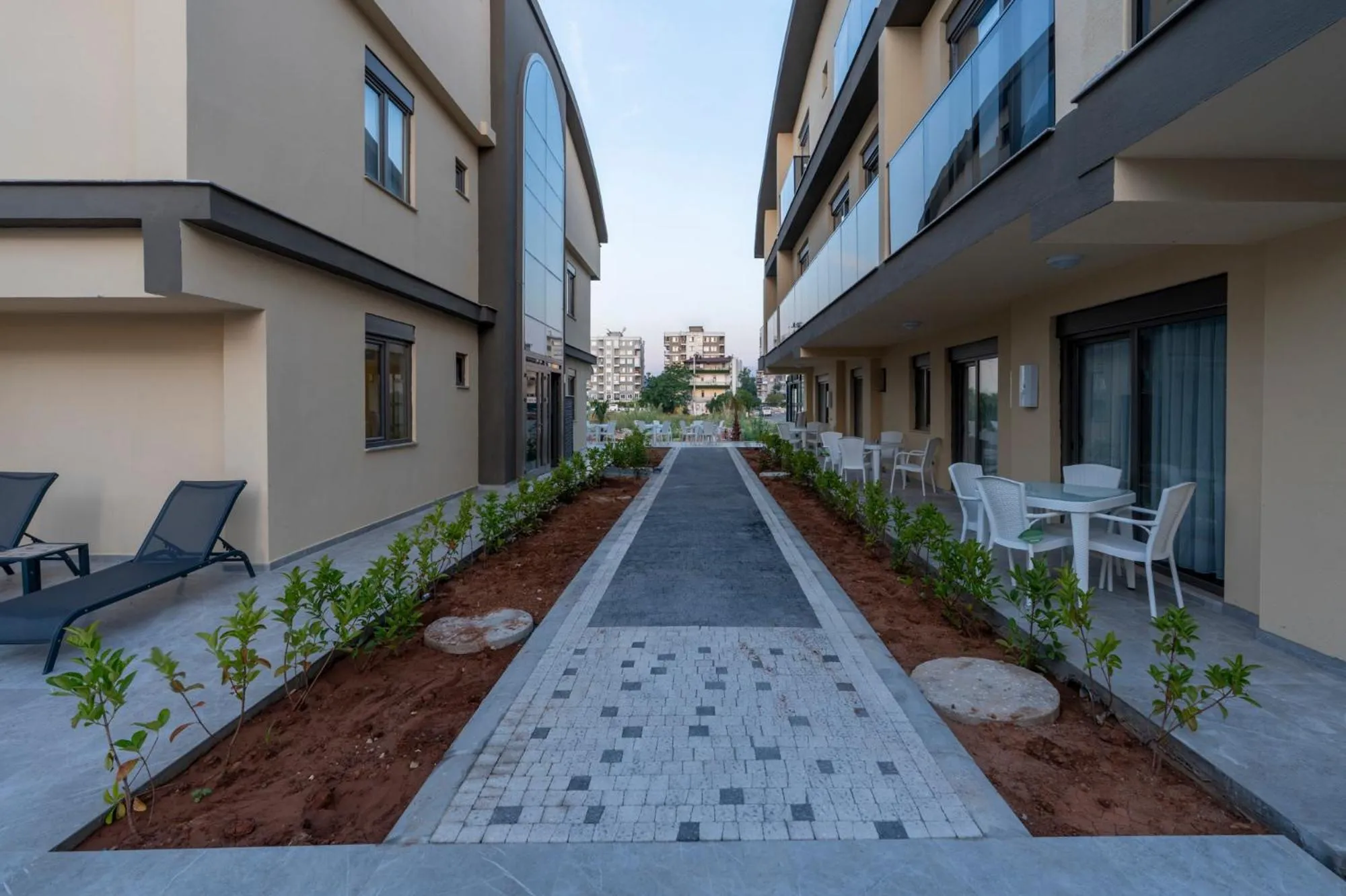 Garden in Lara Beach Homes
