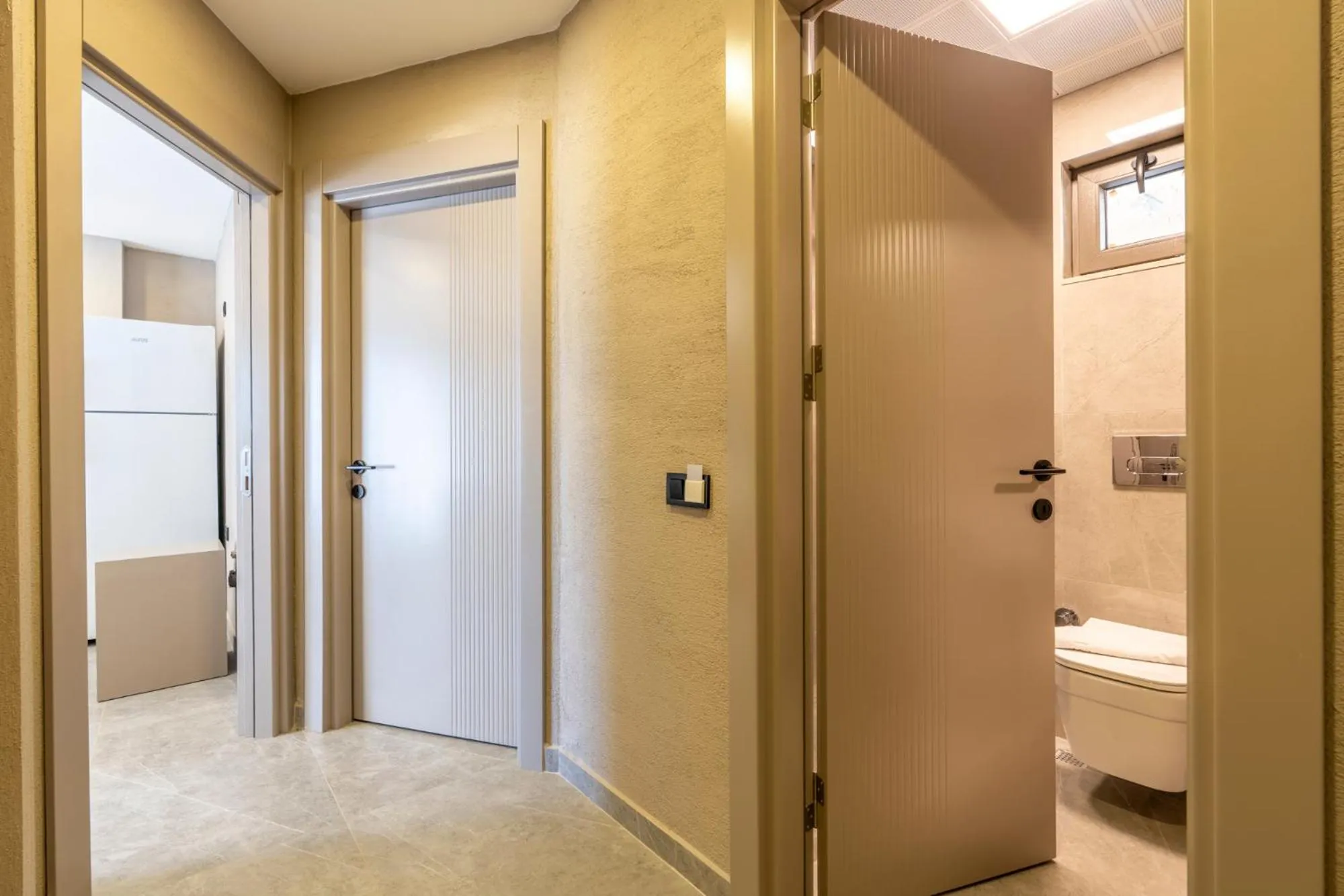 Shower in Lara Beach Homes