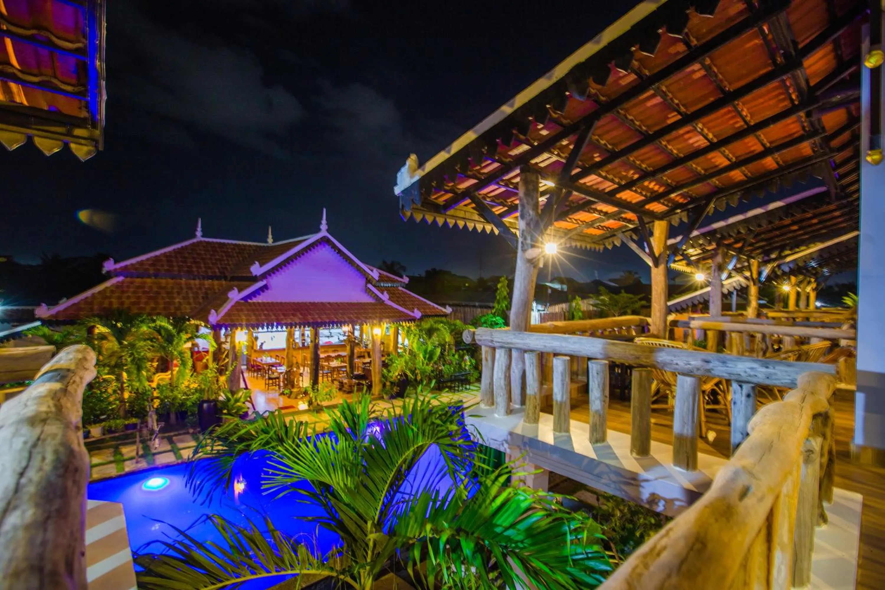Pool view in Moloppor Villa