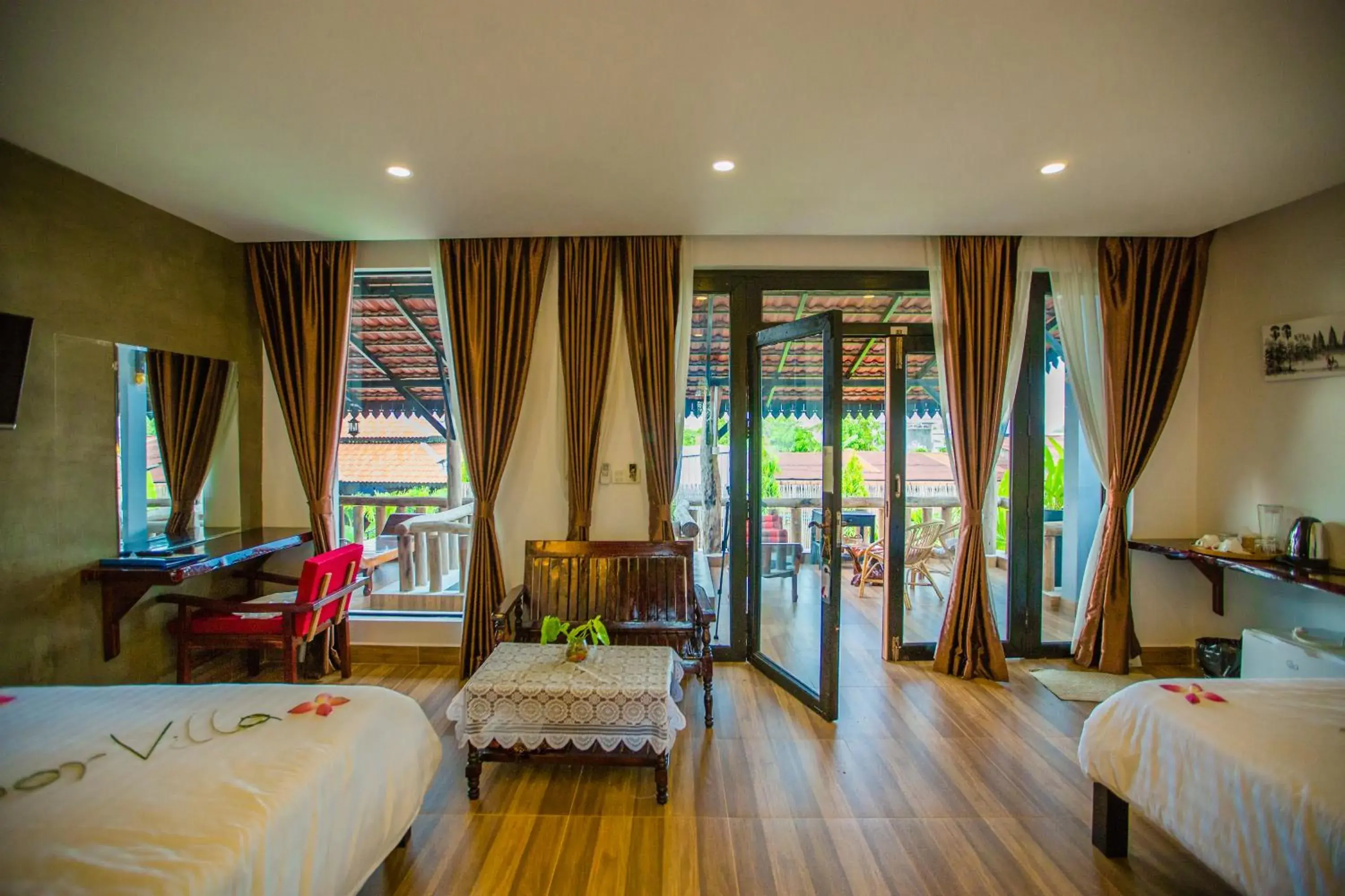 Deluxe Twin Room with Terrace Pool View in Moloppor Villa Deluxe Twin Room with Terrace Pool View in Moloppor Villa