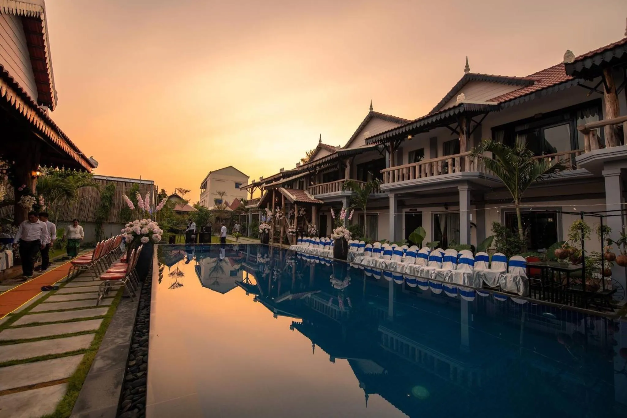 Swimming pool in Moloppor Villa