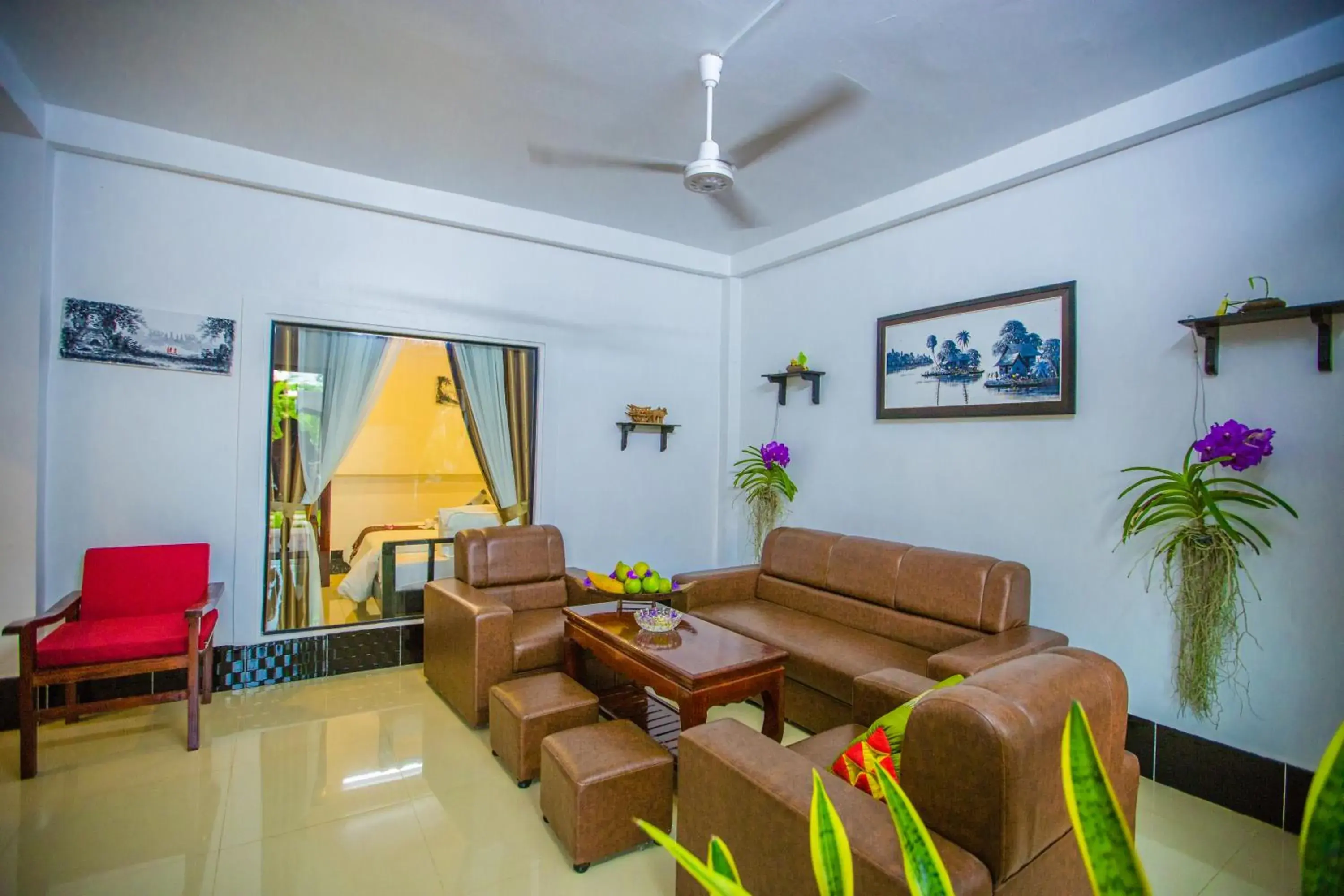 Family Suite with Living Room Pool View in Moloppor Villa Family Suite with Living Room Pool View in Moloppor Villa