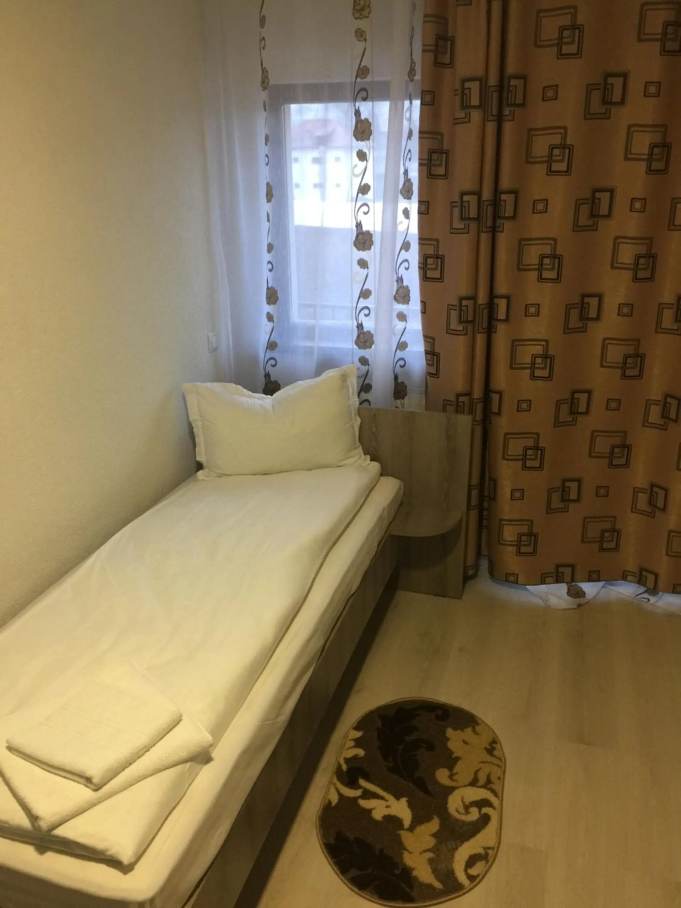 Bed in Pensiunea La Gagea