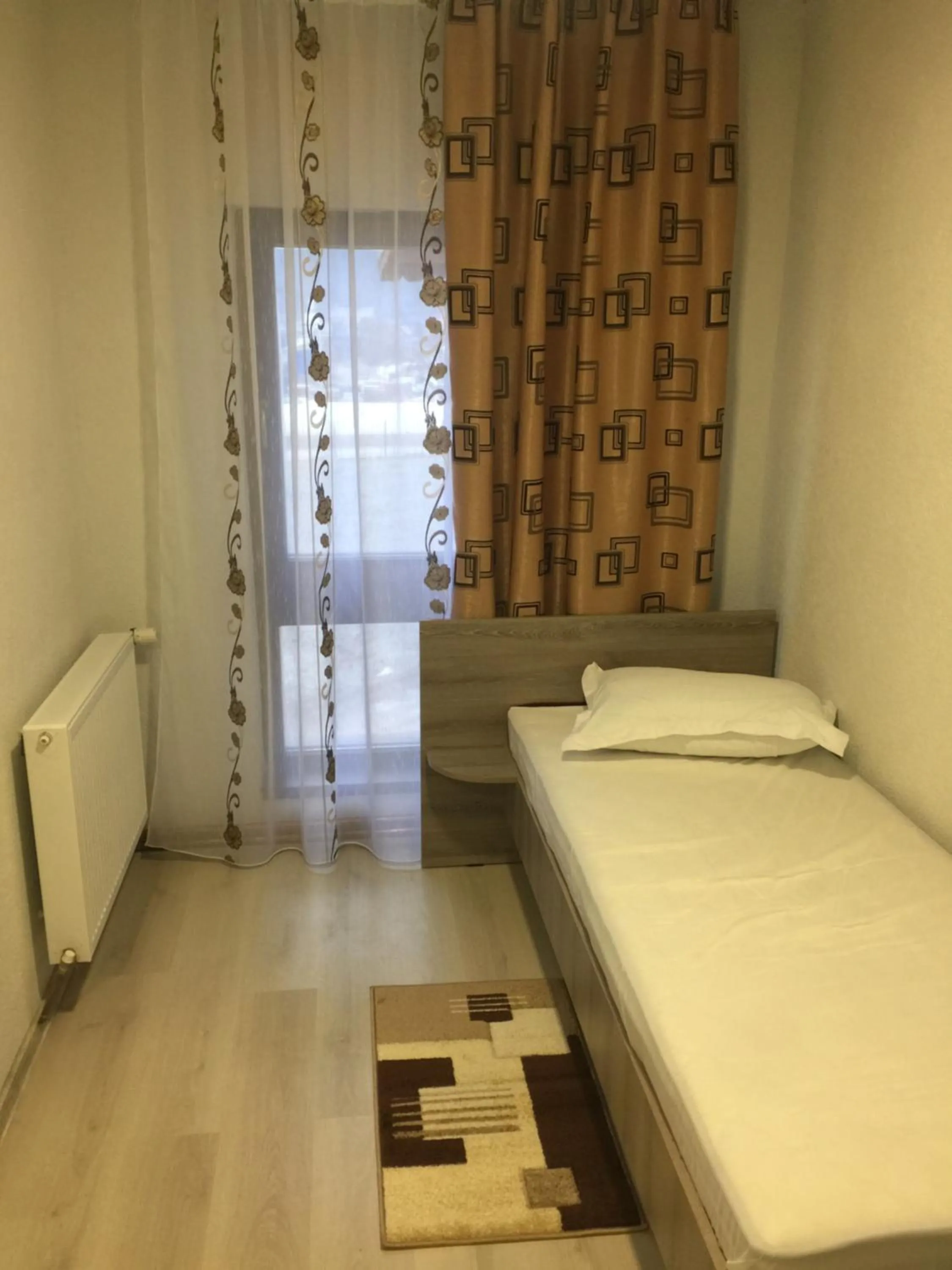 Bed in Pensiunea La Gagea