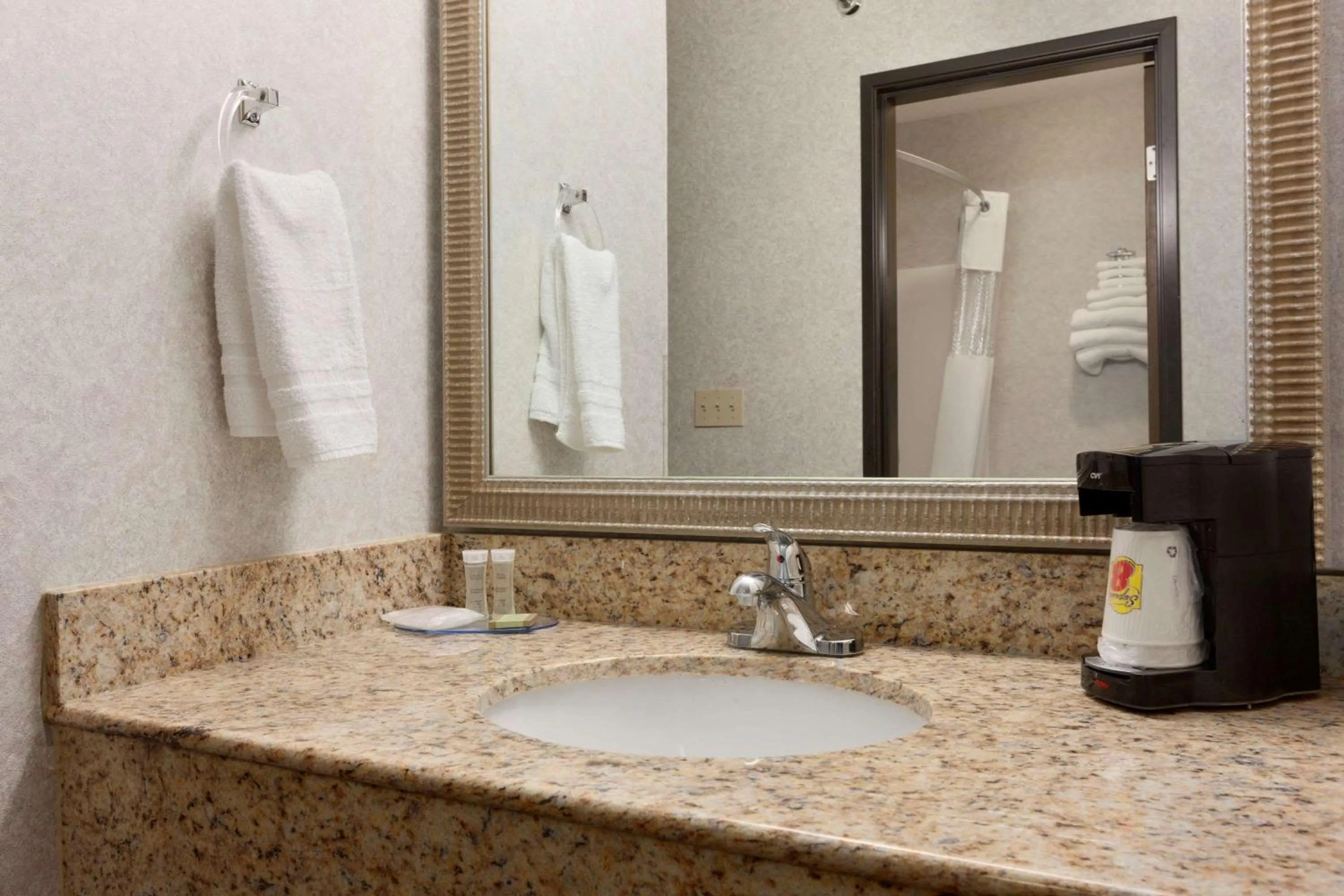 Bathroom in Riverdale Inn