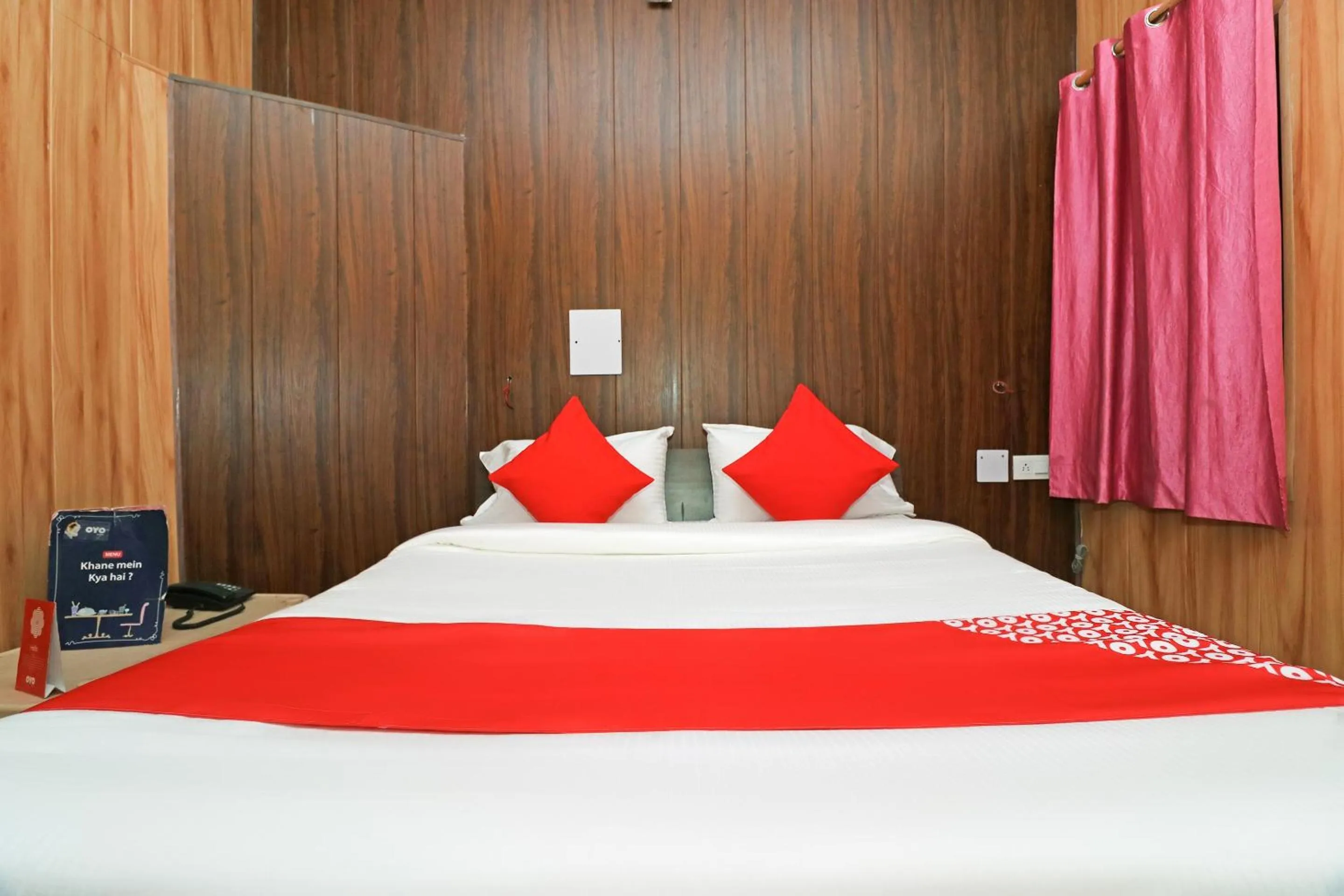 Bedroom in Hotel O Mahalaxmi Palace