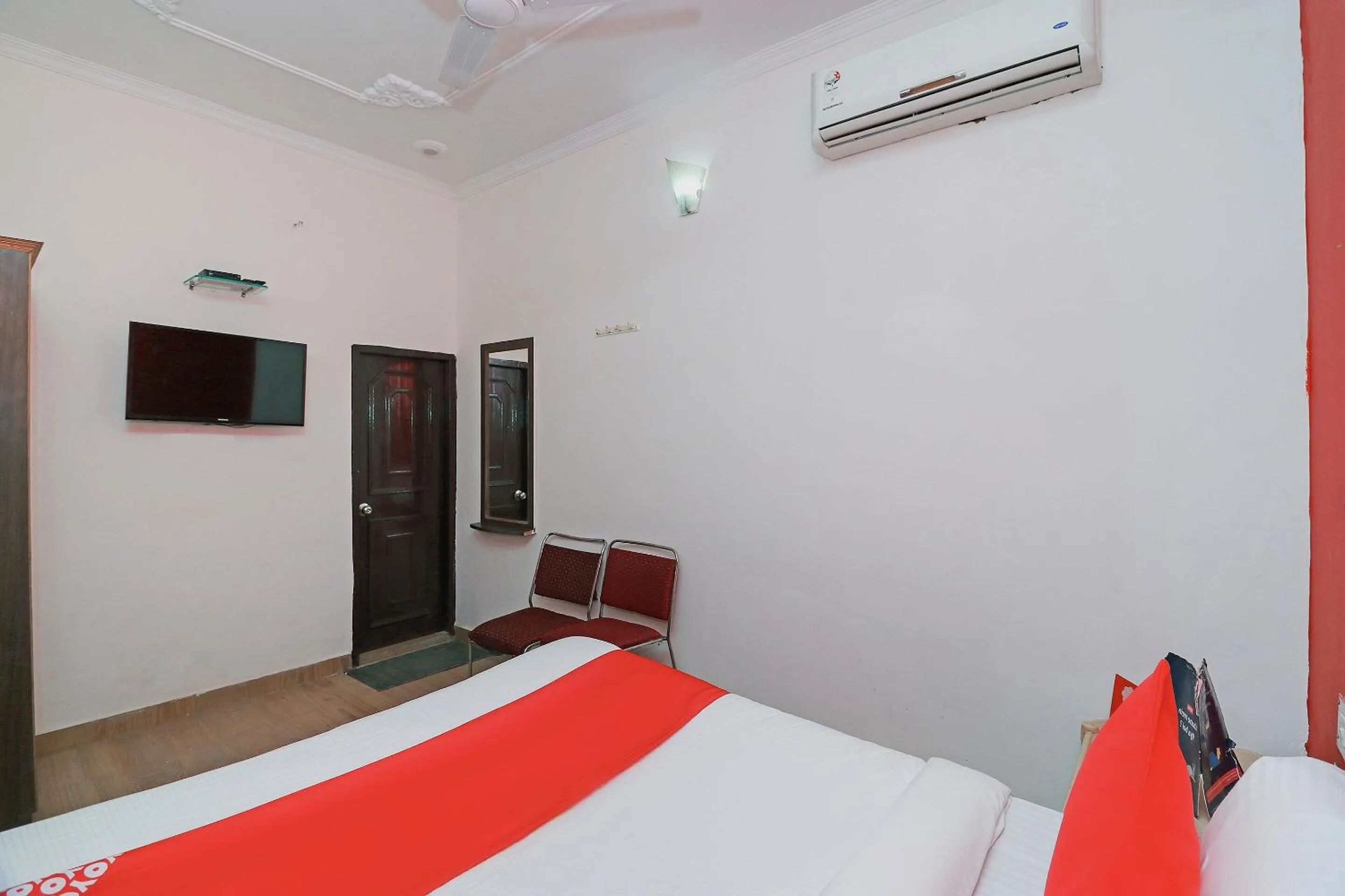 Facade/entrance in Hotel O Mahalaxmi Palace