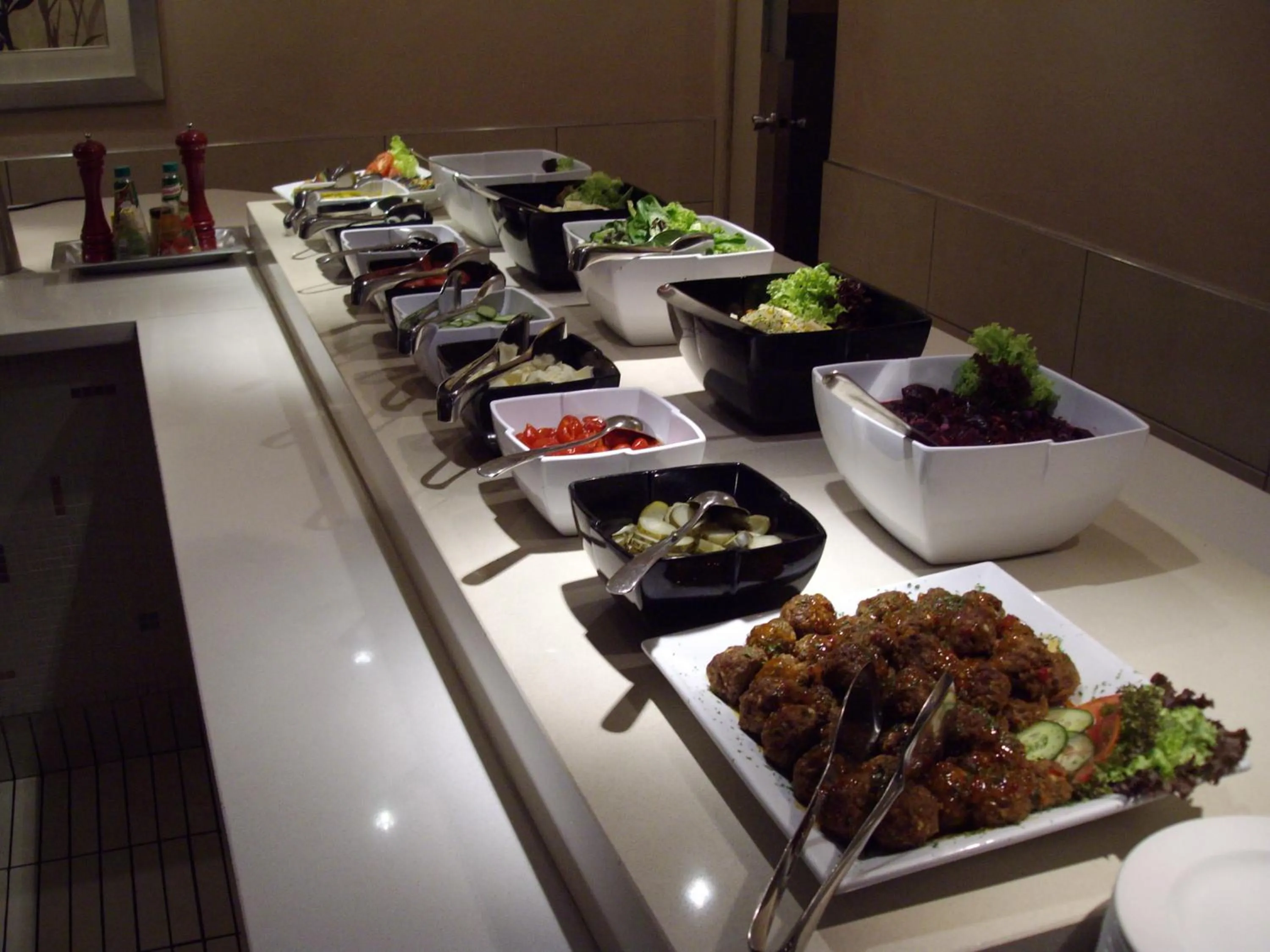 Food in Garden Court OR Tambo International Airport