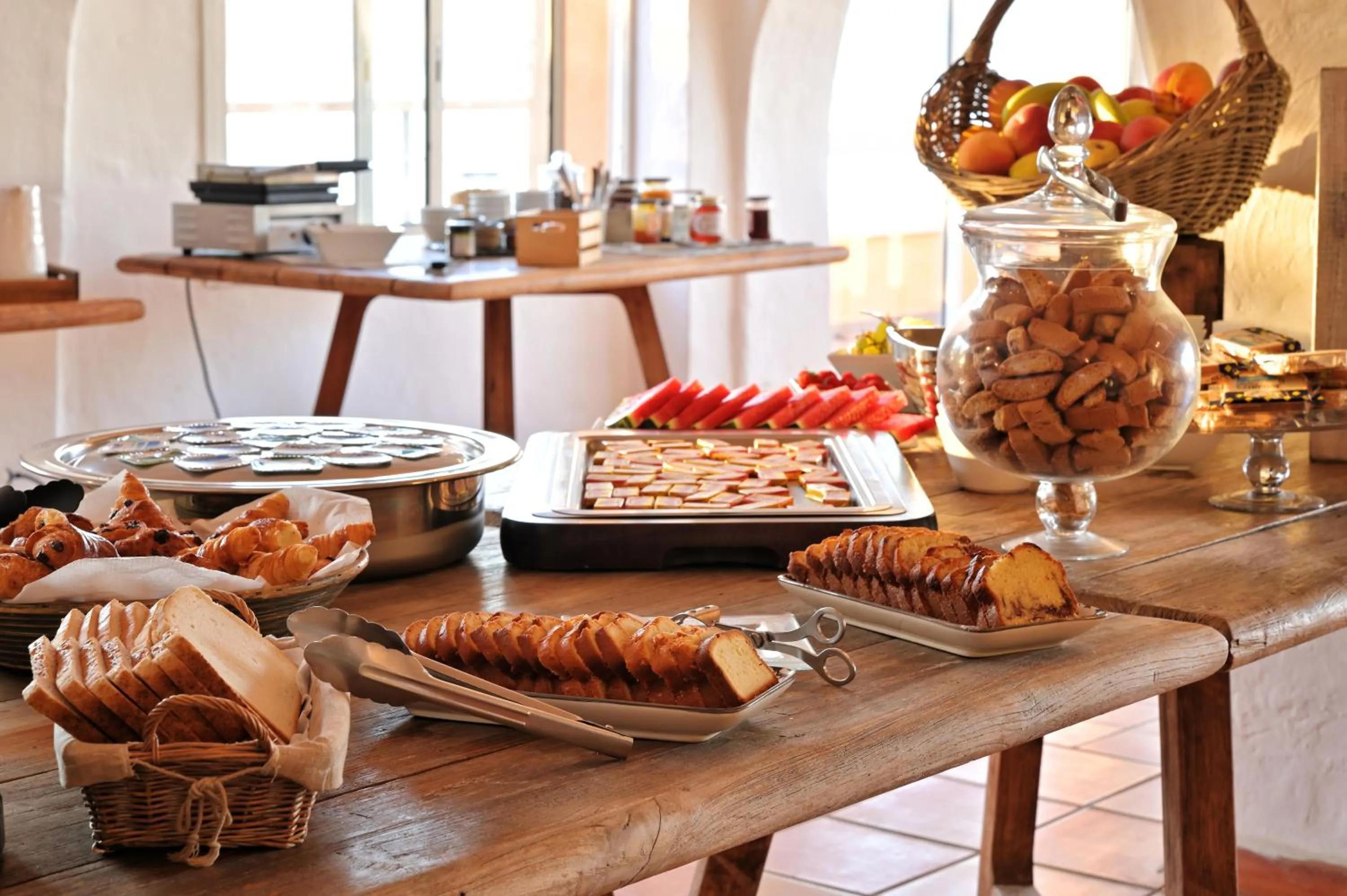 Breakfast in Hôtel Abbartello