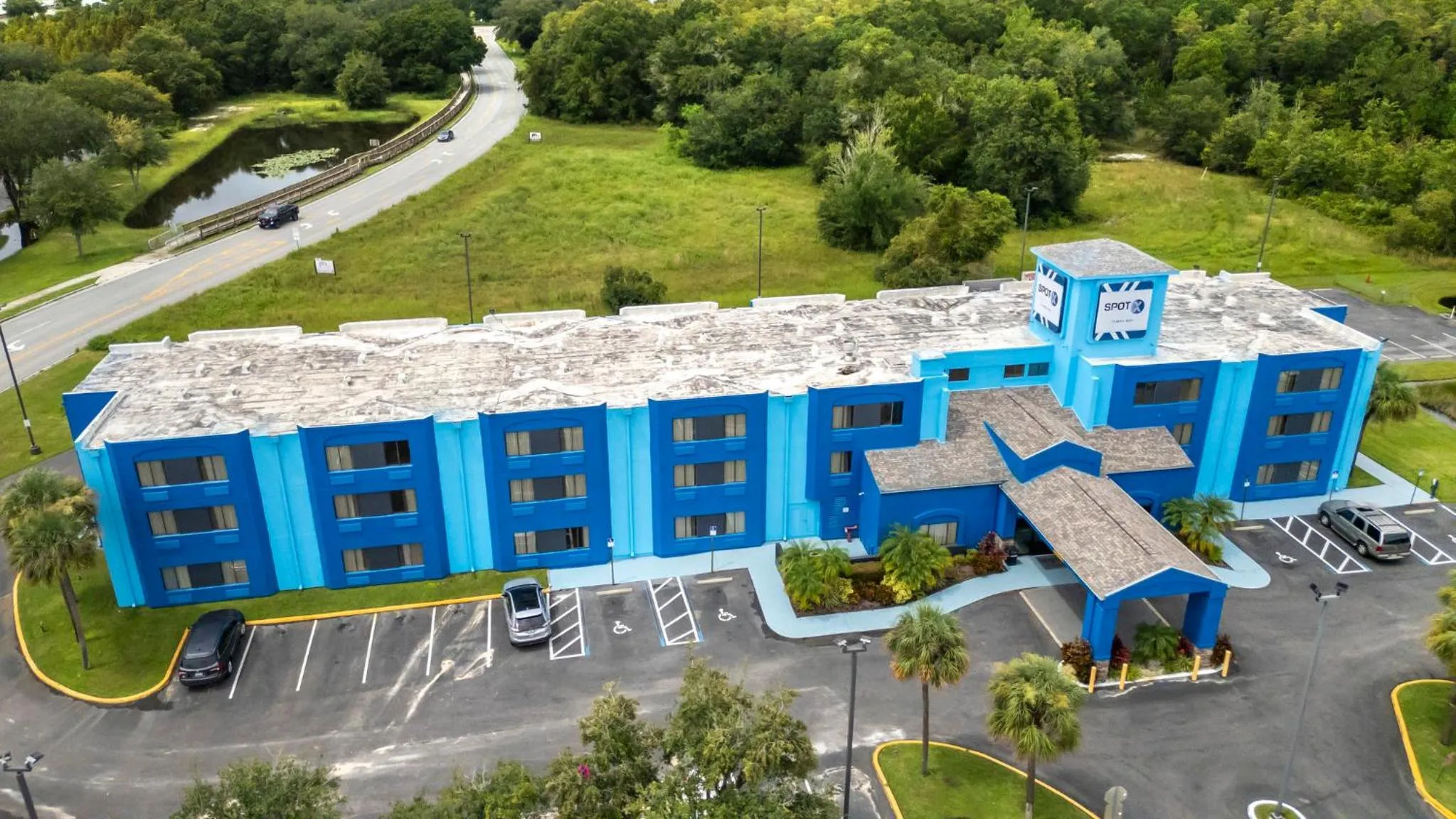 Bird's eye view in SPOT X Hotel Tampa - Wesley Chapel by The Red Collection