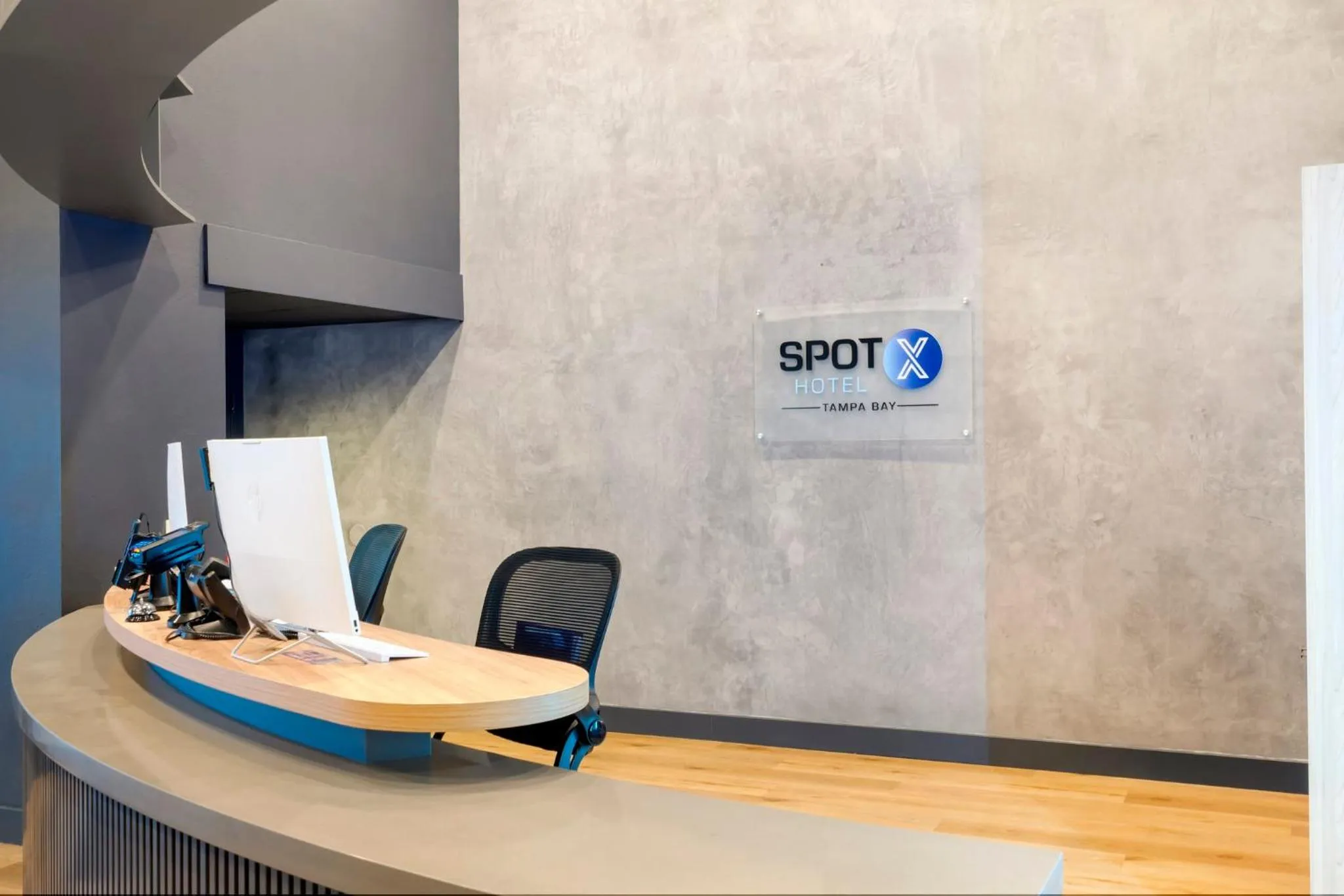 Lobby or reception in SPOT X Hotel Tampa - Wesley Chapel by The Red Collection