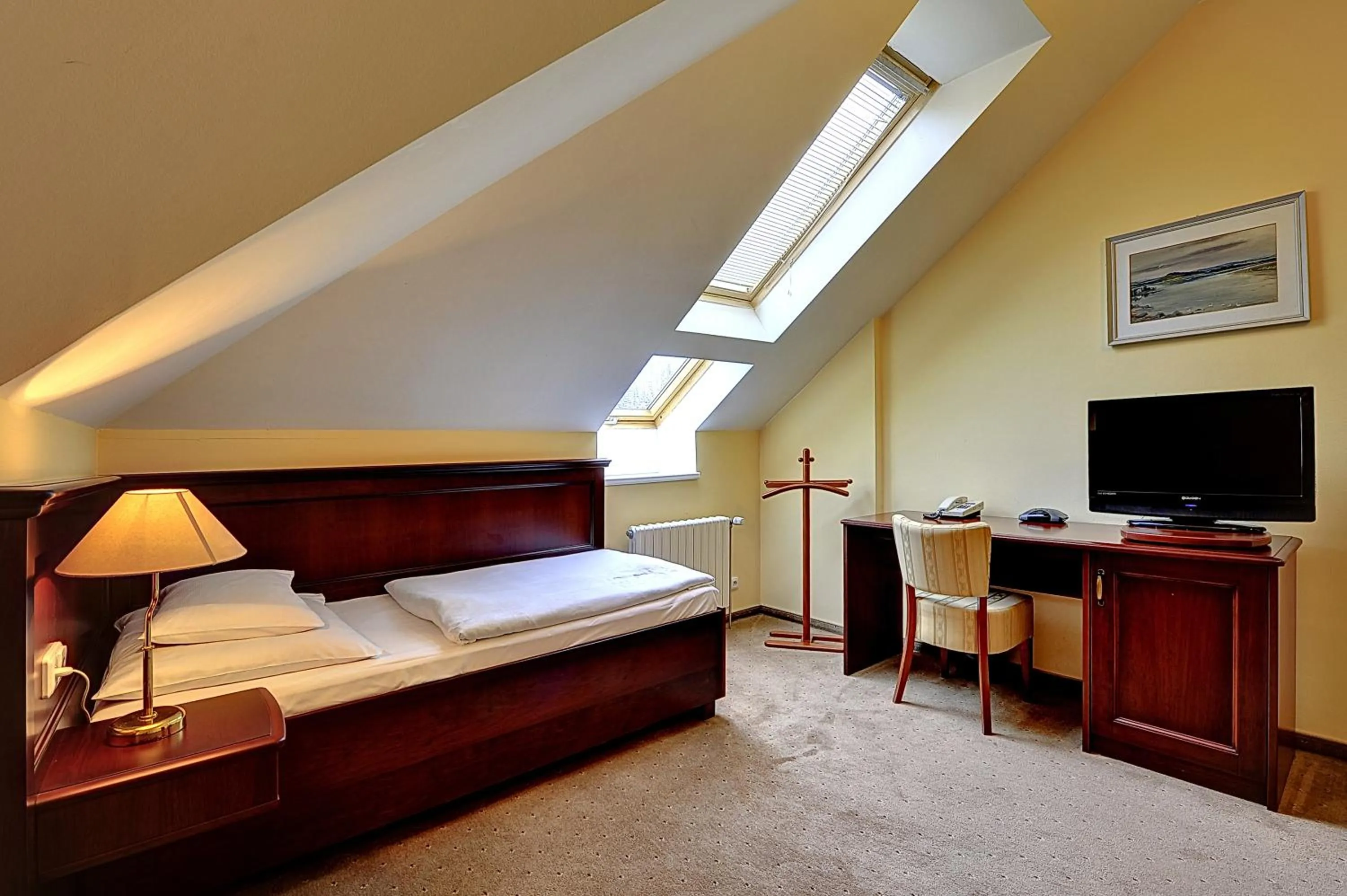 Bed in Hotel Radium Palace