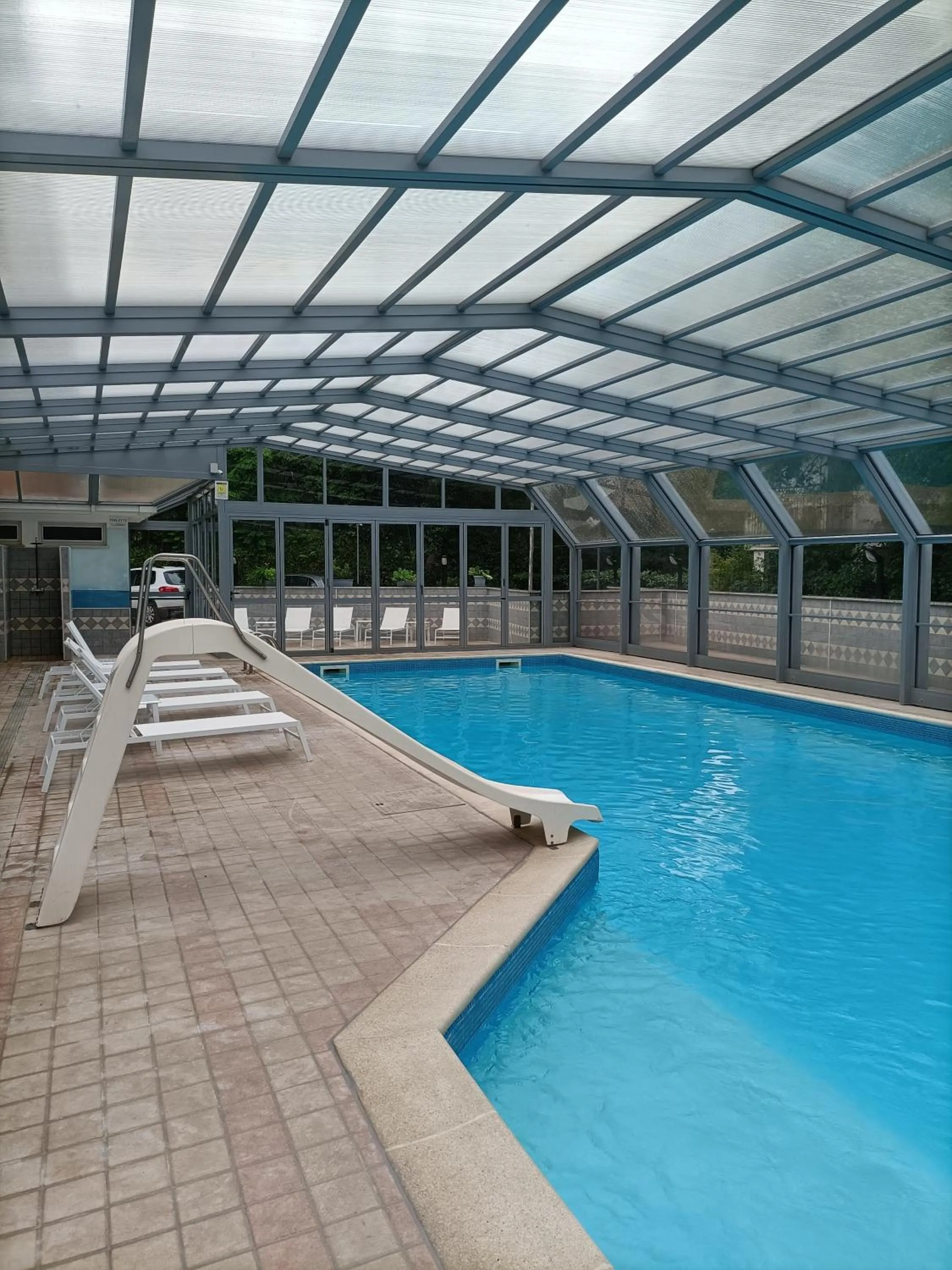 Swimming pool in Hotel Ai Pini