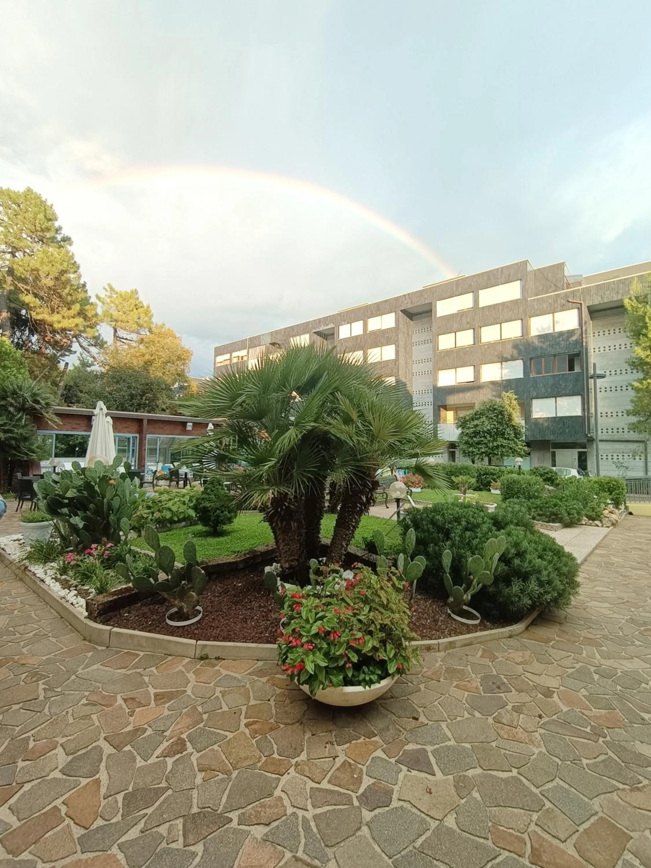 Garden view in Hotel Ai Pini
