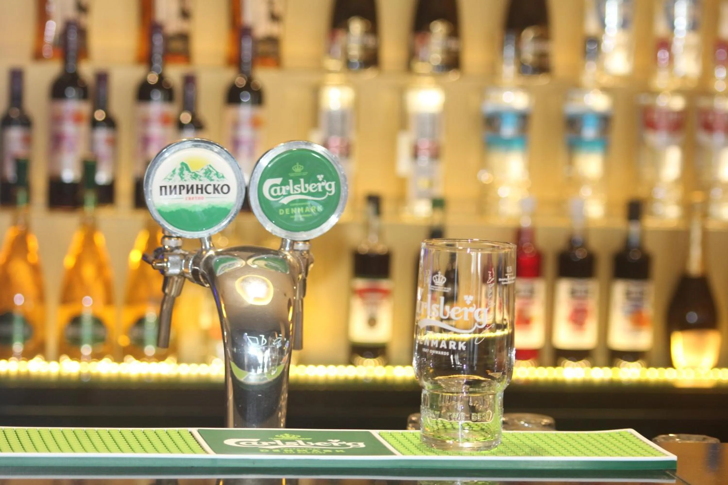 Lounge or bar in Barcelo Royal Beach - All Inclusive