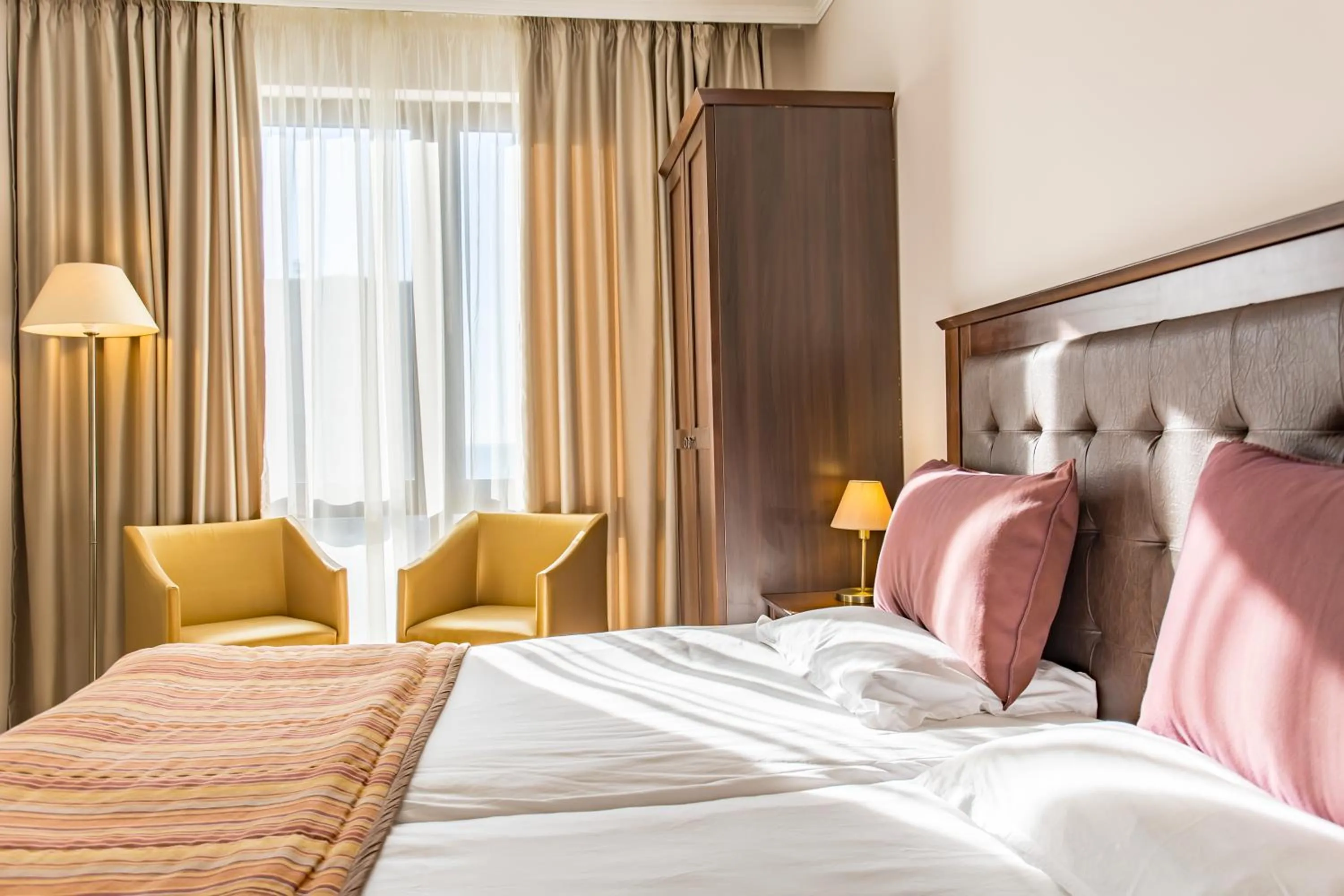 Bedroom, Bed in Barcelo Royal Beach - All Inclusive