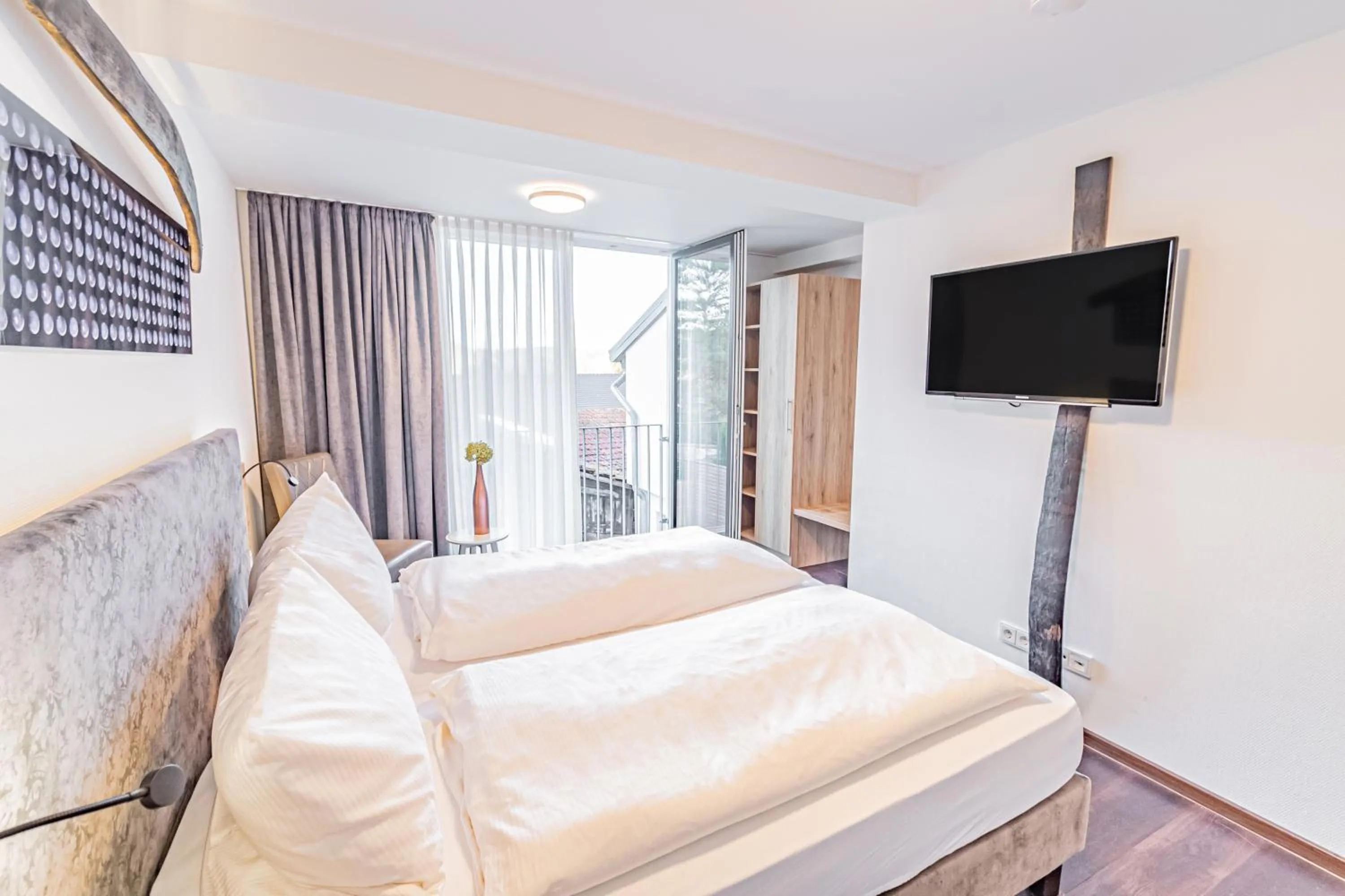 TV and multimedia, Bed in Weinhotel Ayler Kupp