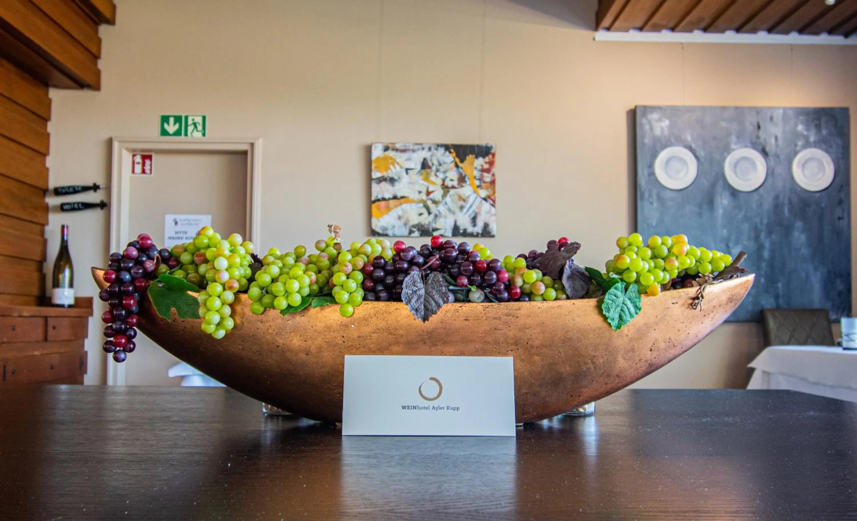 Restaurant/places to eat in Weinhotel Ayler Kupp