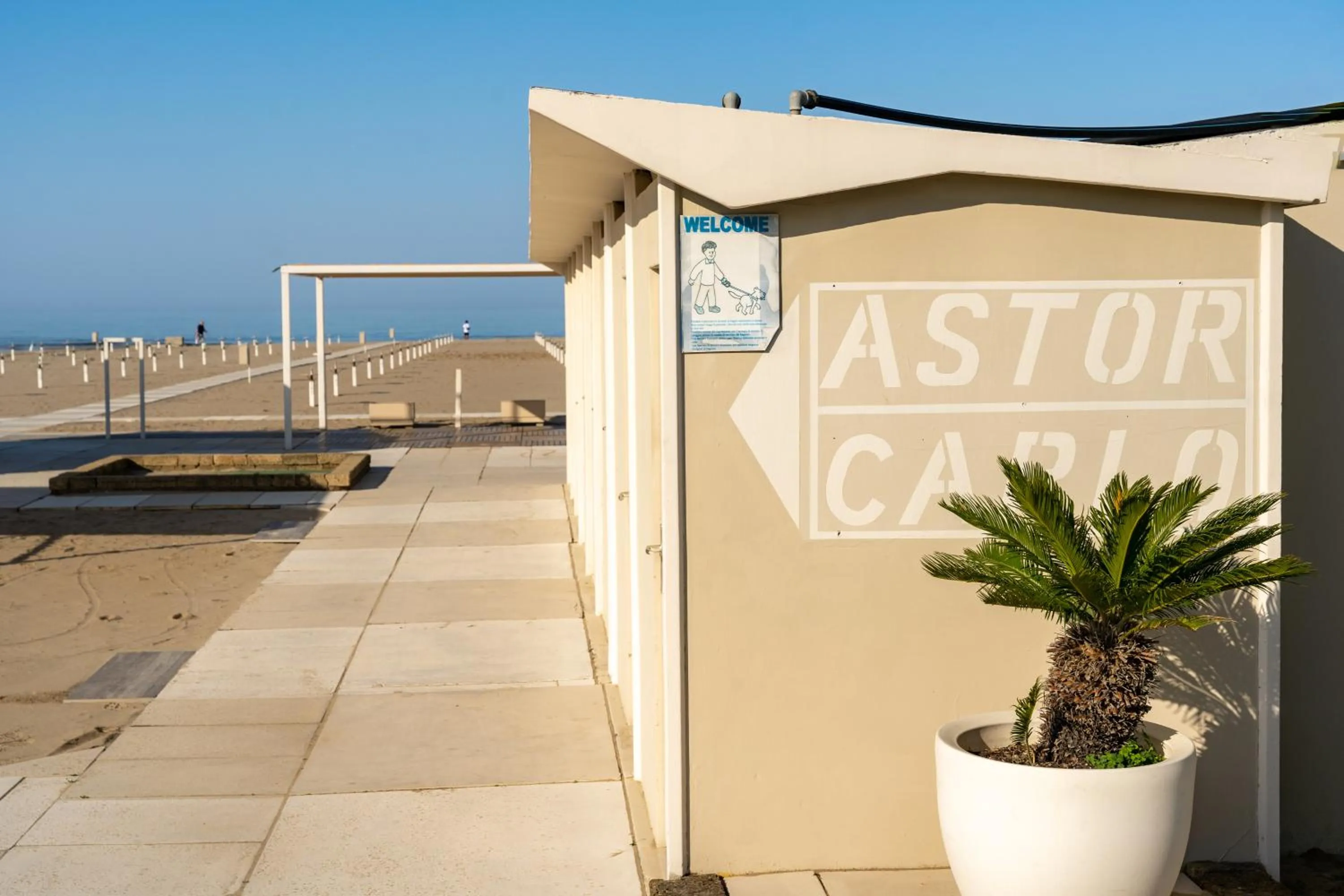 Property building in Hotel Astor