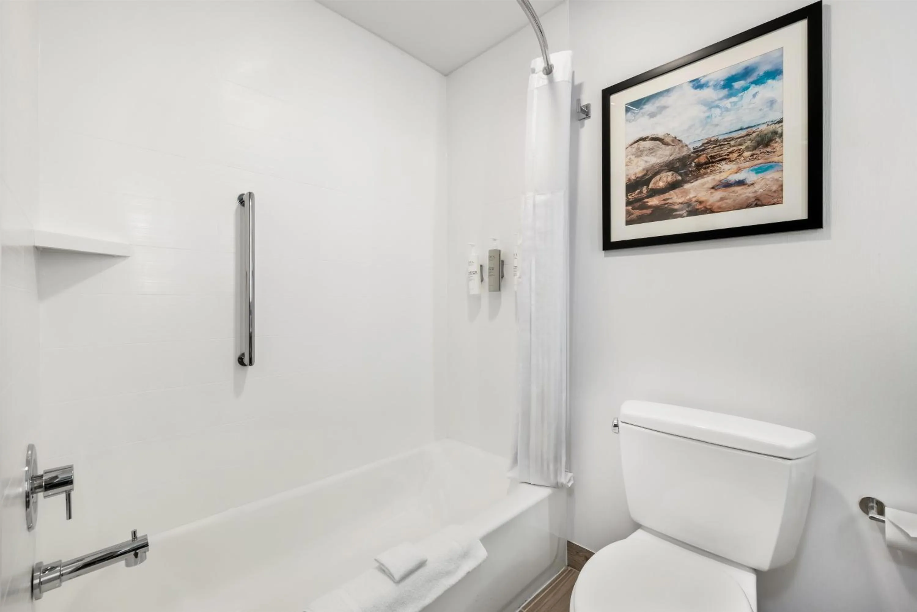 Bathroom in Hilton Garden Inn Mystic/Groton