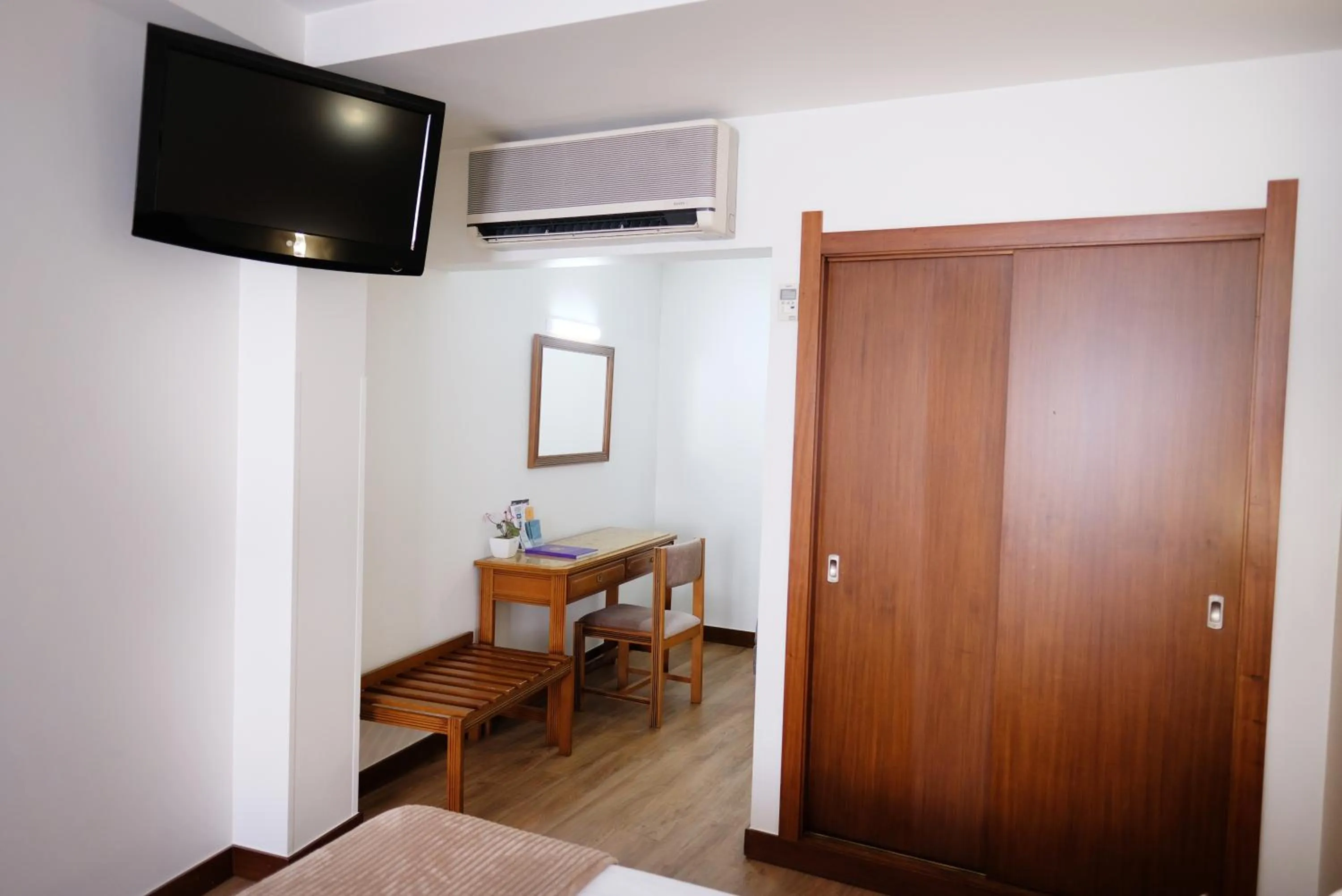 Bedroom in Hotel Dona Sofia