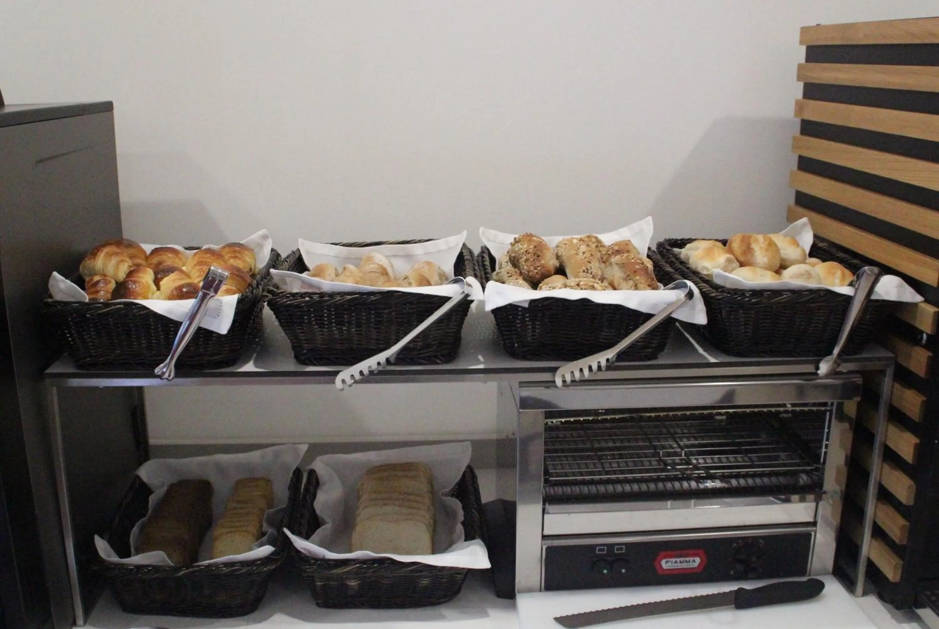 Buffet breakfast in Hotel Dona Sofia