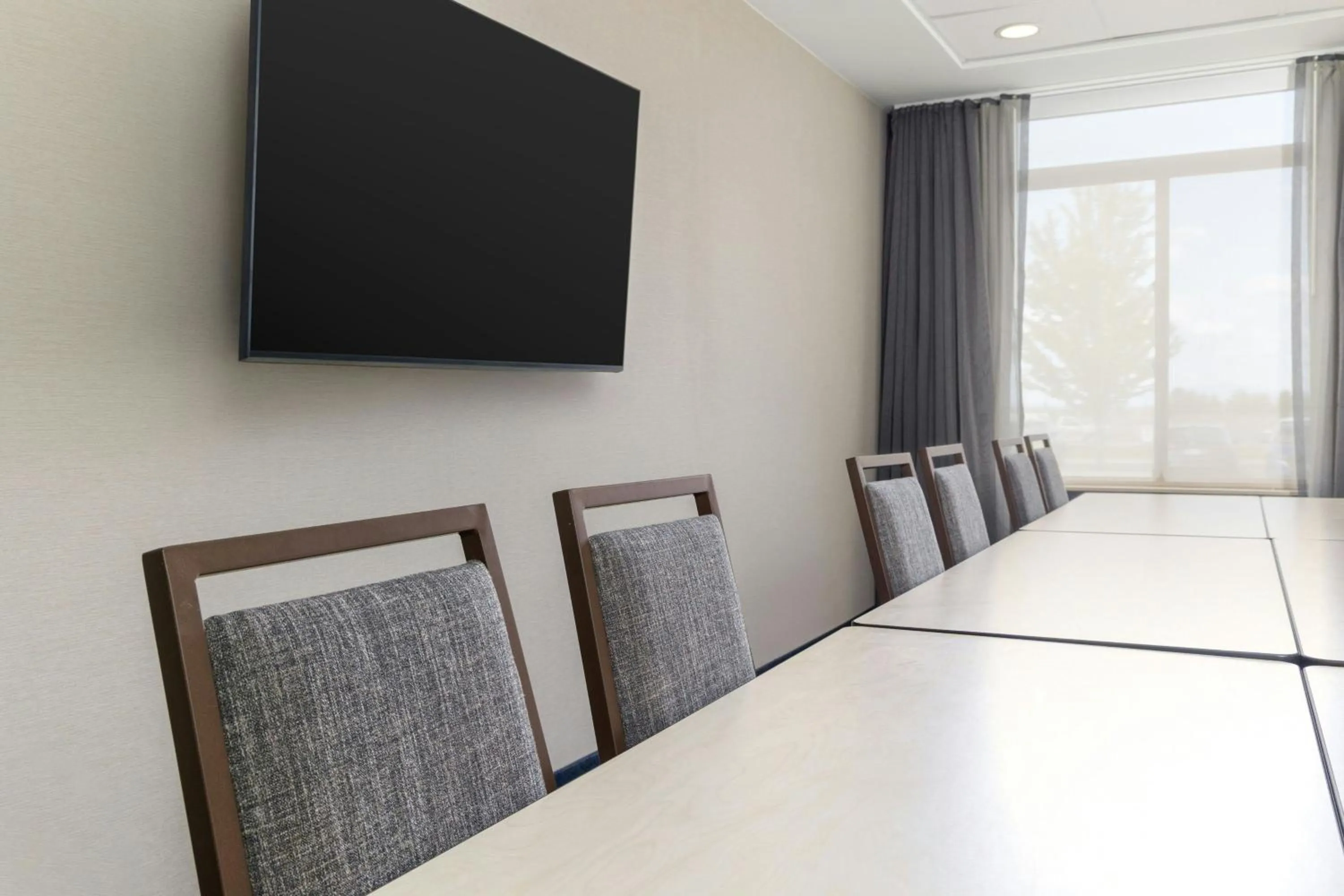 Meeting/conference room in Fairfield by Marriott Inn & Suites Spokane Airport