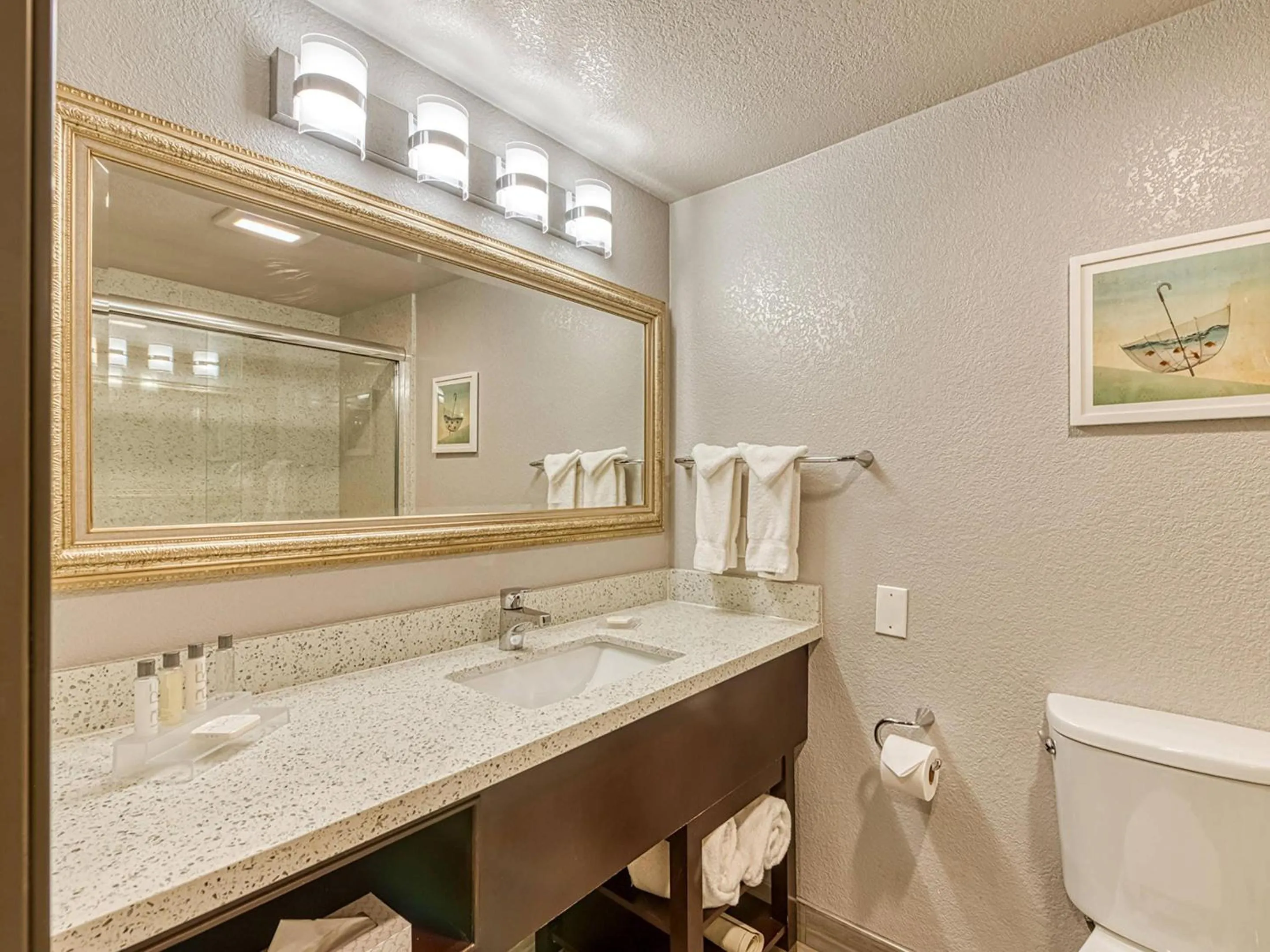 Bedroom in Amanzi Hotel, an Ascend Collection Hotel