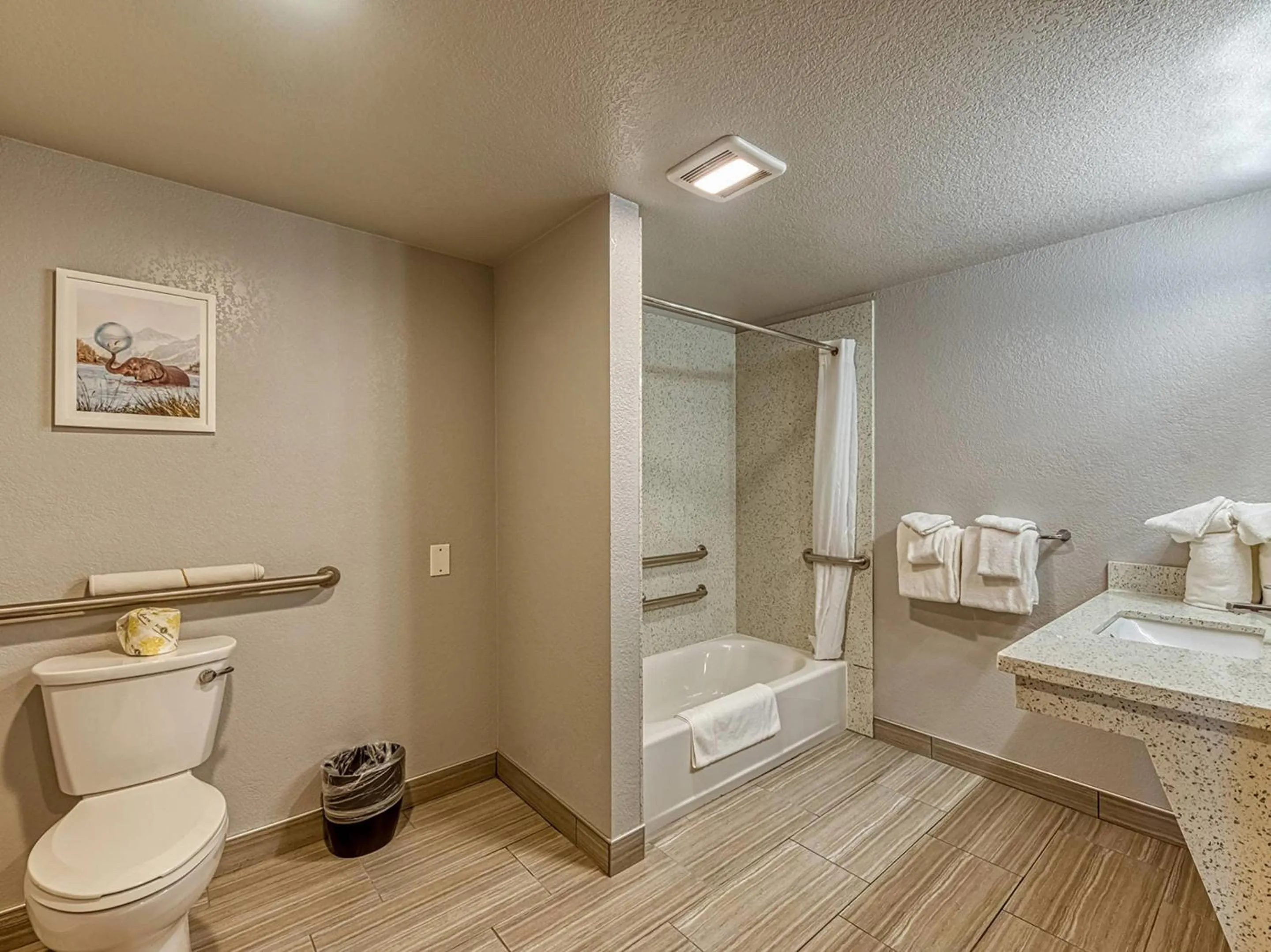 Bedroom in Amanzi Hotel, an Ascend Collection Hotel