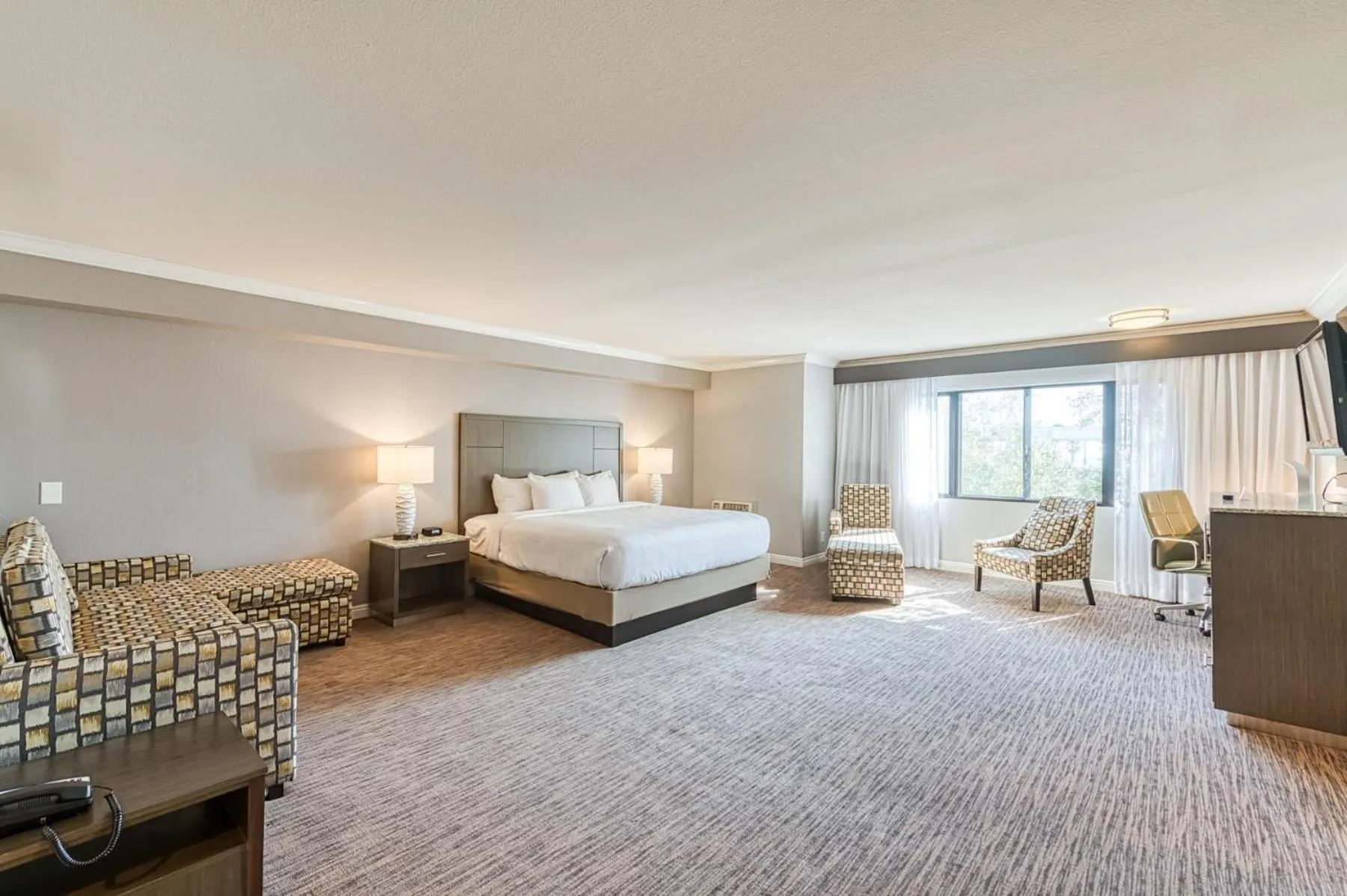 Bedroom, Bed in Amanzi Hotel, an Ascend Collection Hotel