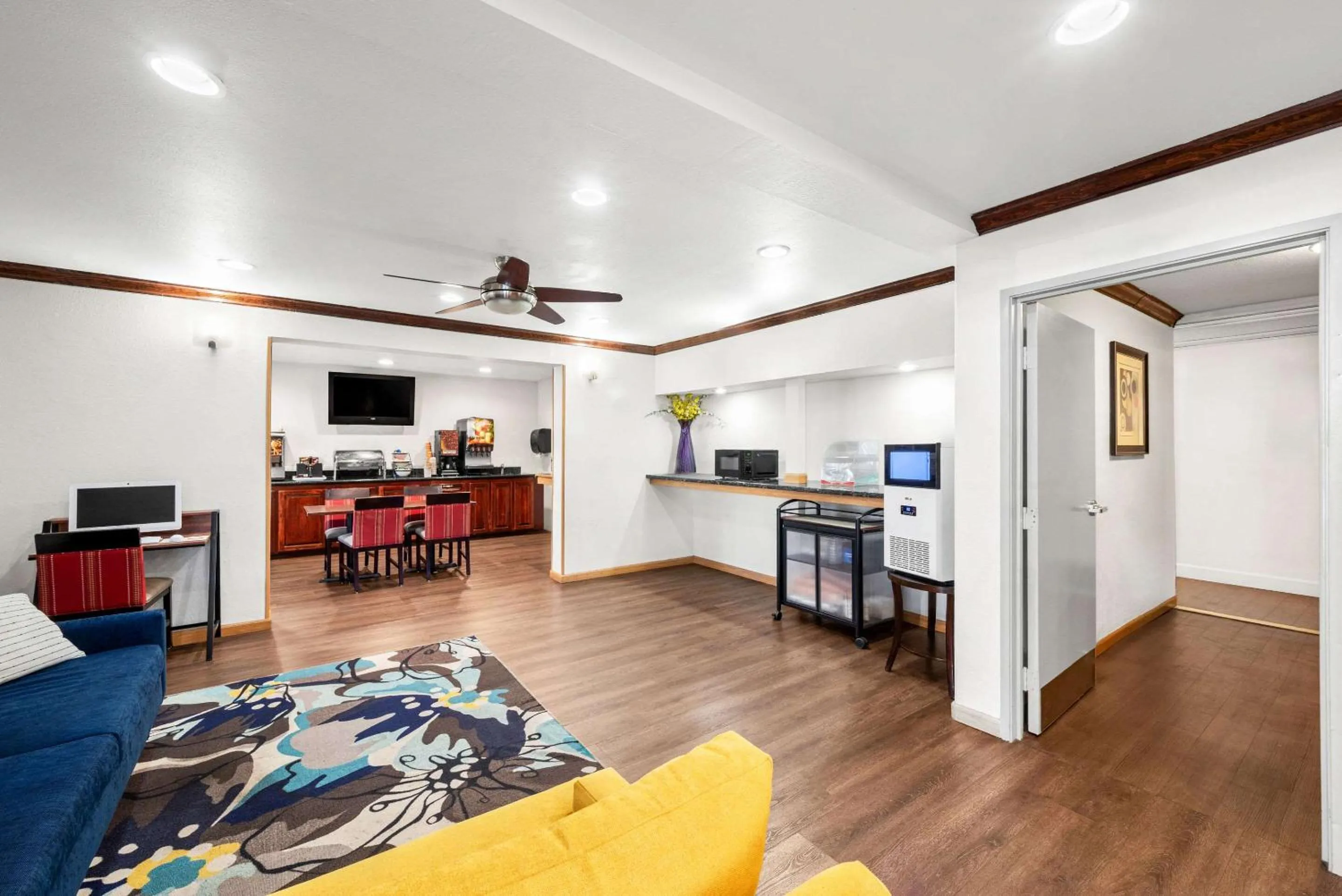 Lobby or reception in Comfort Inn Yreka I-5