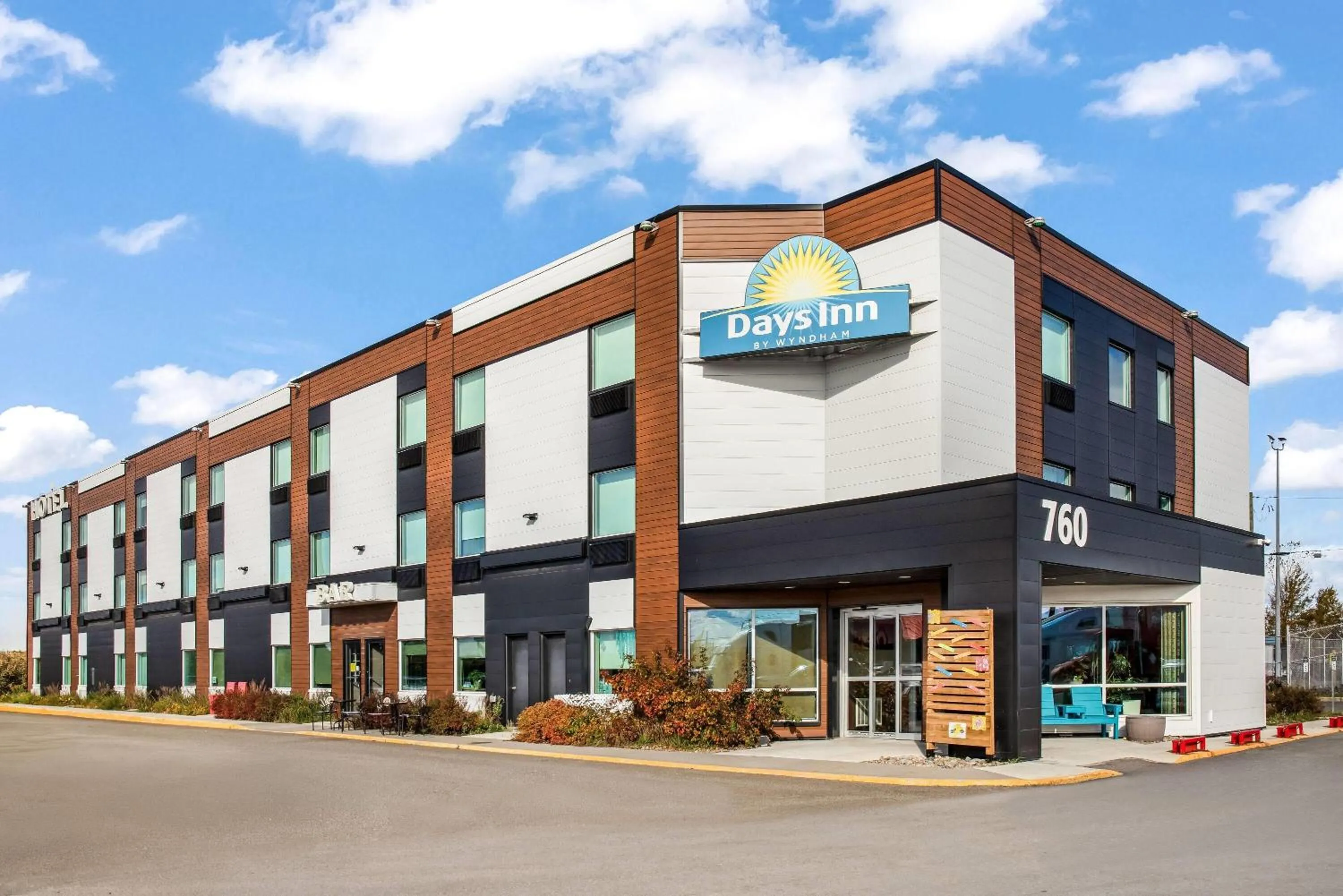 Property building in Days Inn by Wyndham Berthierville