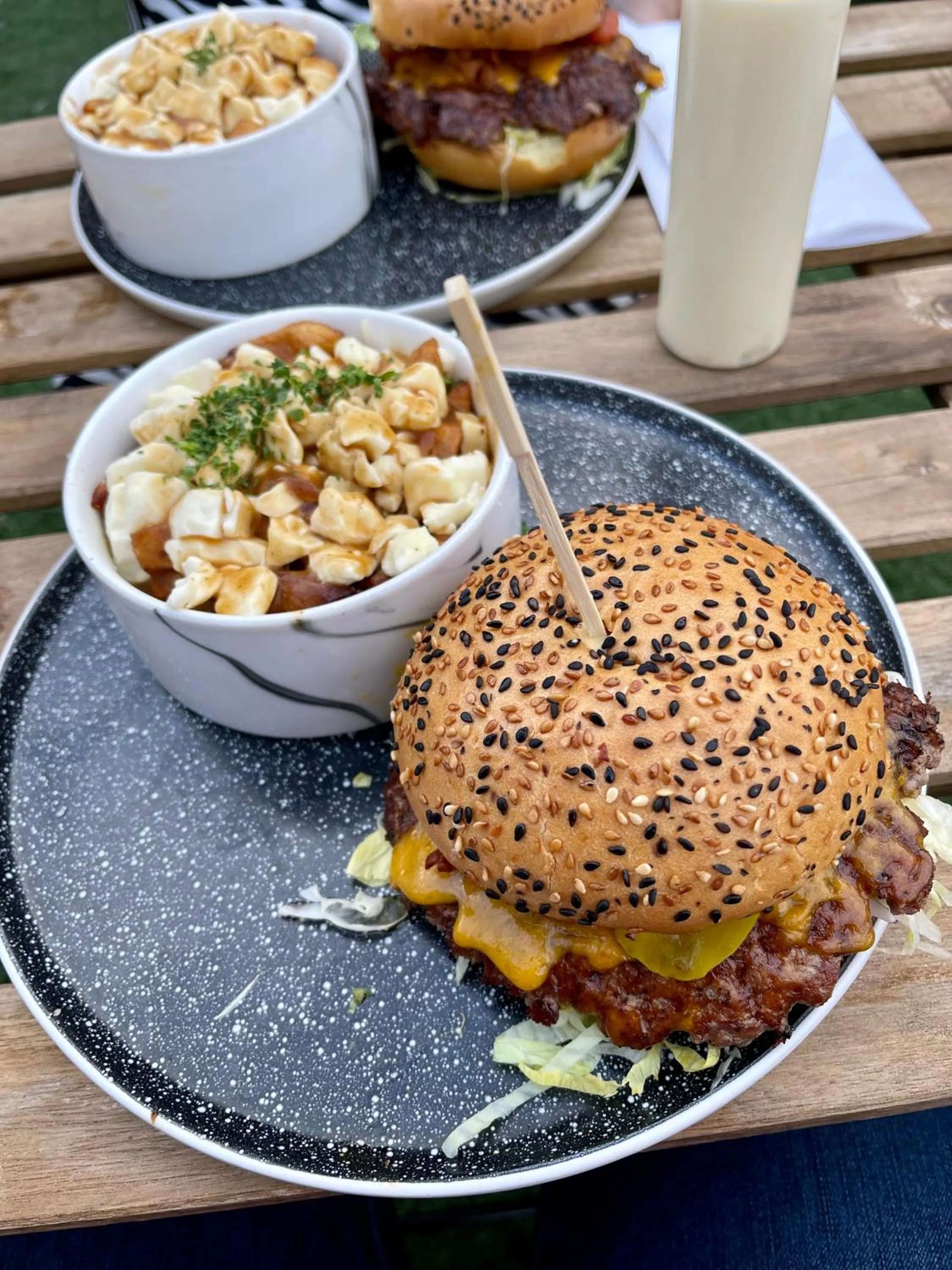 Restaurant/places to eat in Days Inn by Wyndham Berthierville