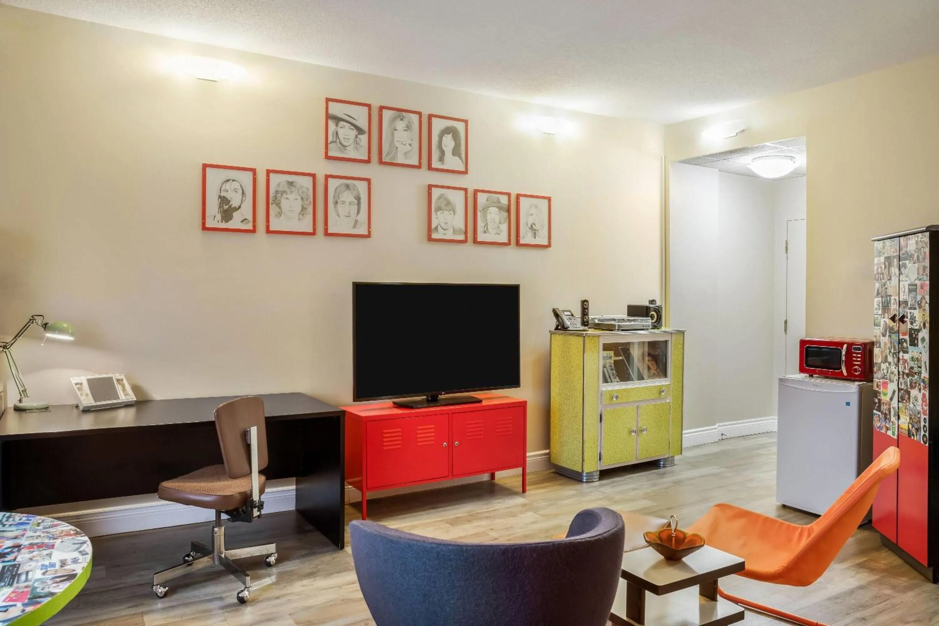 Photo of the whole room in Days Inn by Wyndham Berthierville