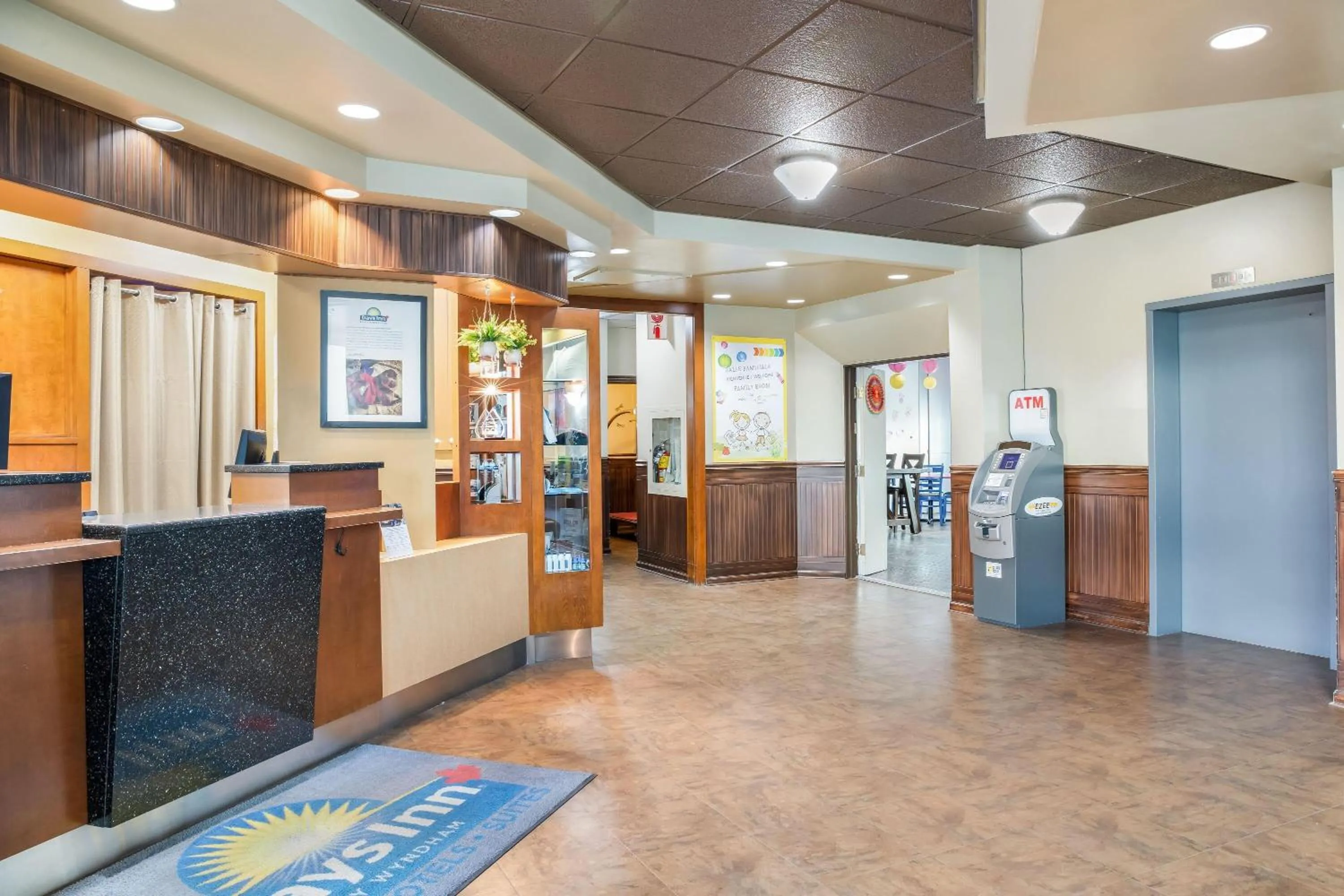 Lobby or reception in Days Inn by Wyndham Berthierville